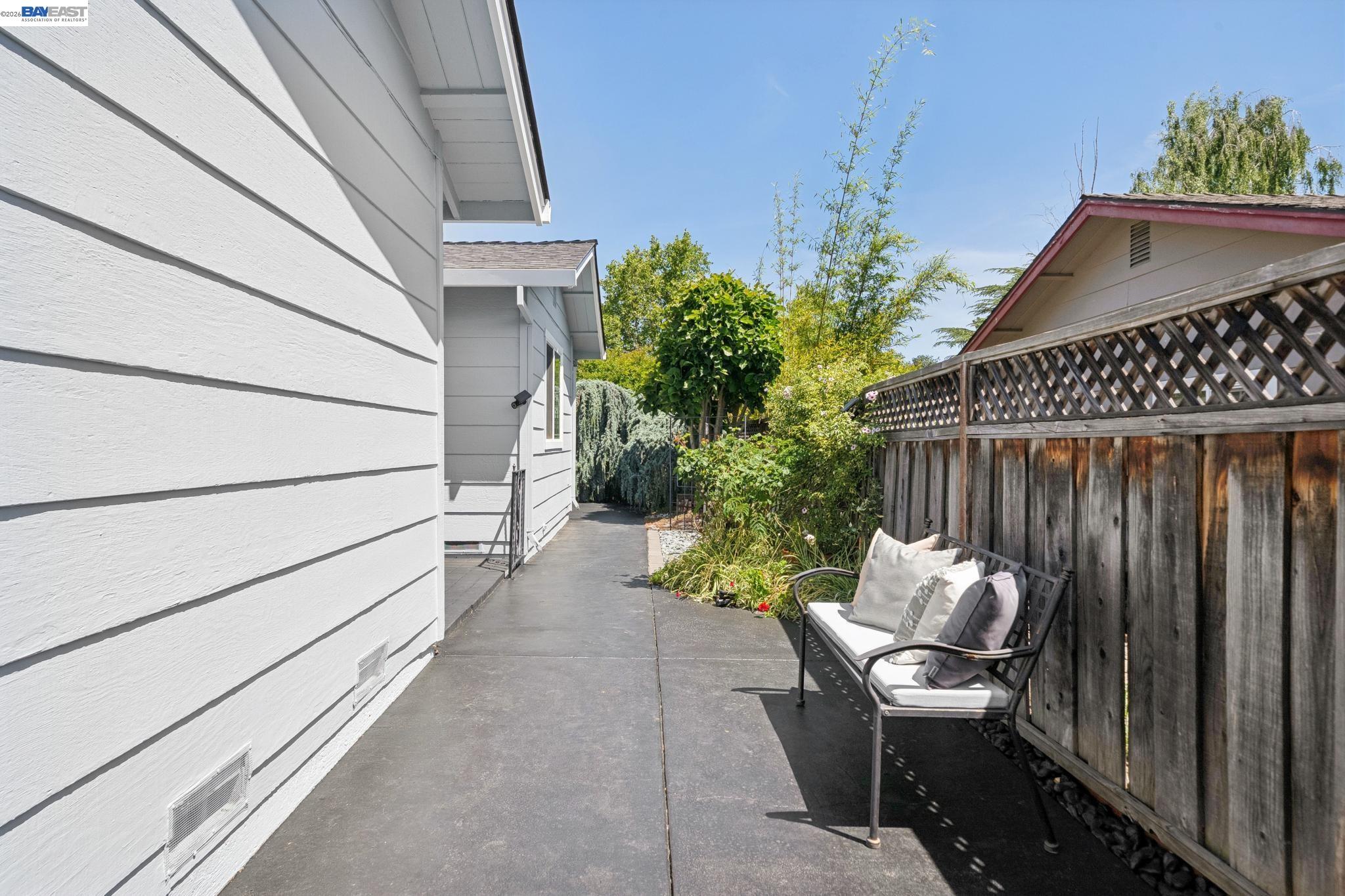 7747 Desertwood Ln, Pleasanton CA 94588 — photo 49