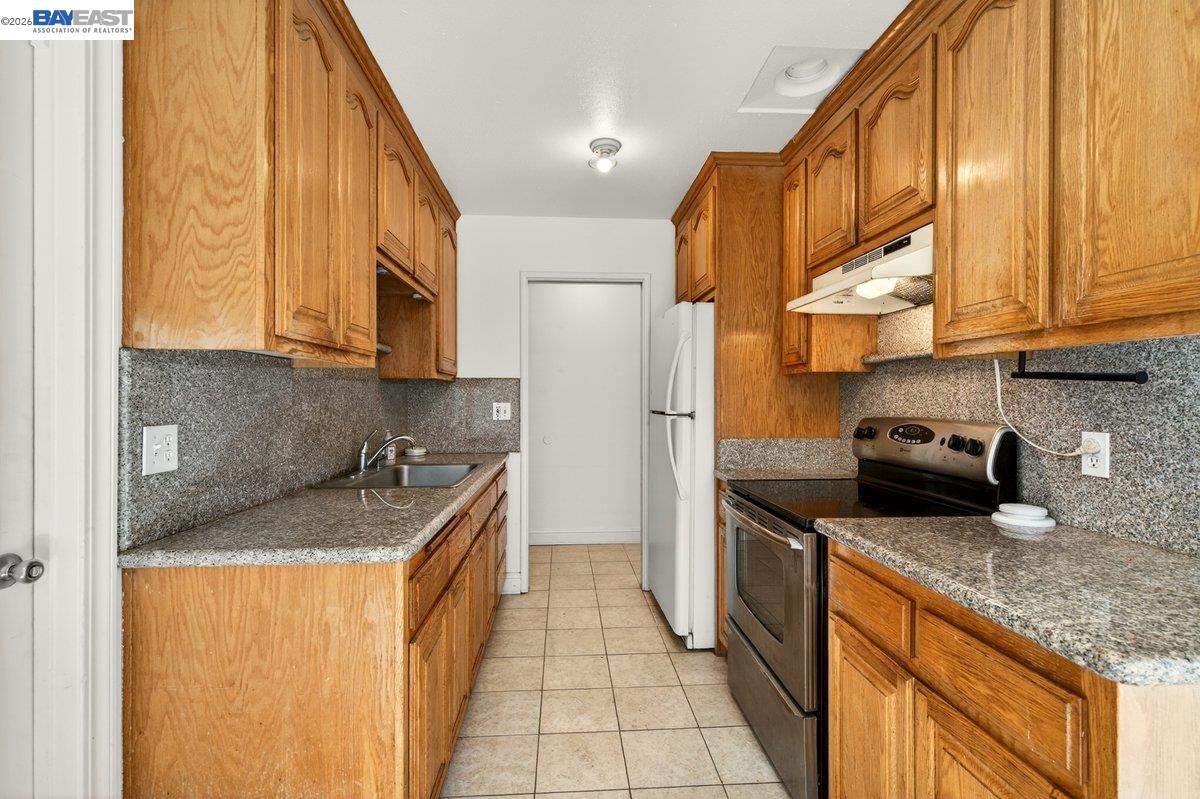 4380 Ladner St, Fremont CA 94538 — photo 6