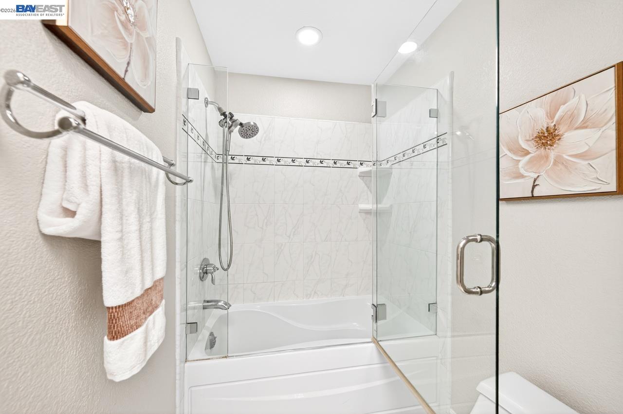 Photo #15: 41133749 Listing: Photo #15