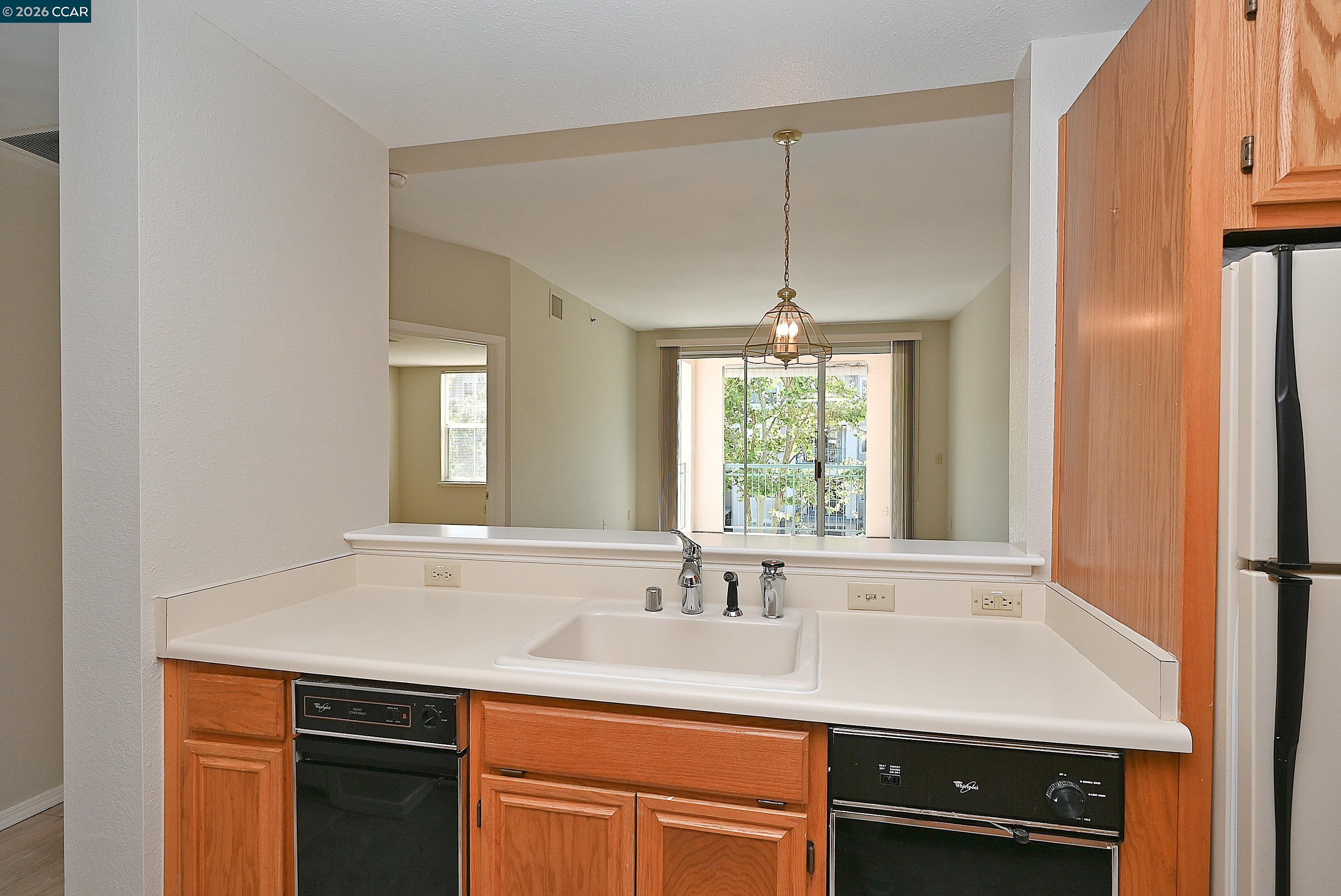 Photo #12: 41133757 Listing: Photo #12