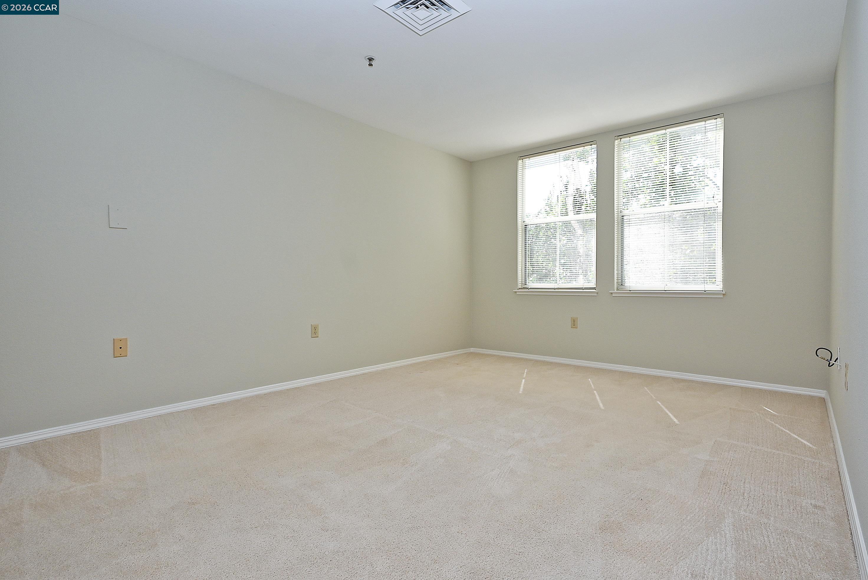 Photo #15: 41133757 Listing: Photo #15
