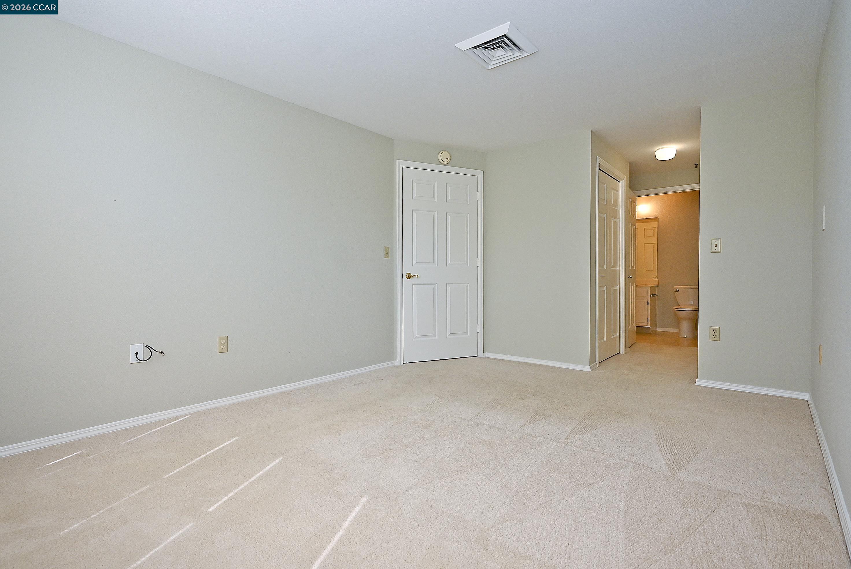 Photo #16: 41133757 Listing: Photo #16