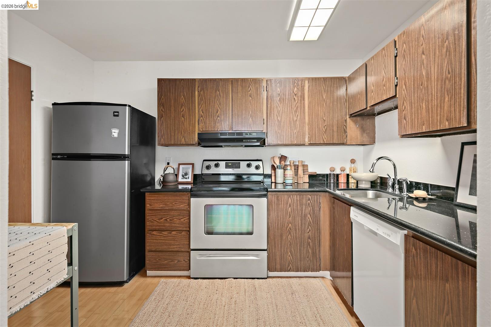 Photo #12: 41133758 Listing: Photo #12