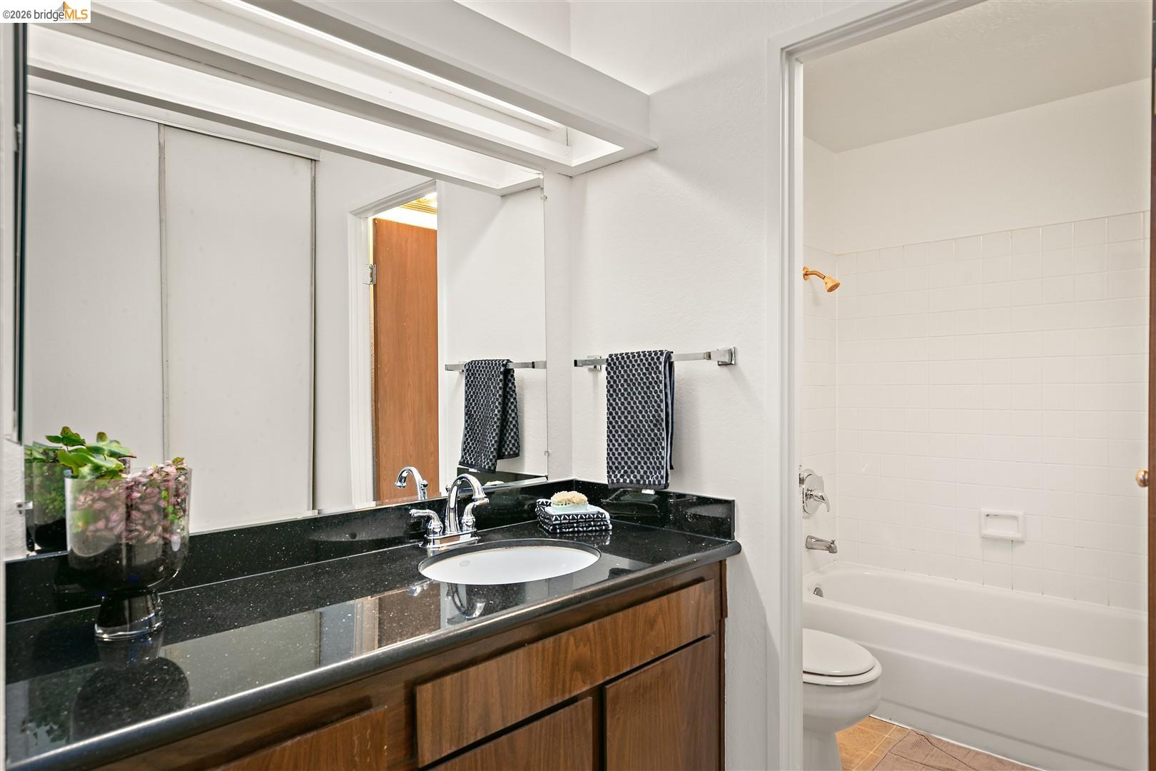 Photo #17: 41133758 Listing: Photo #17