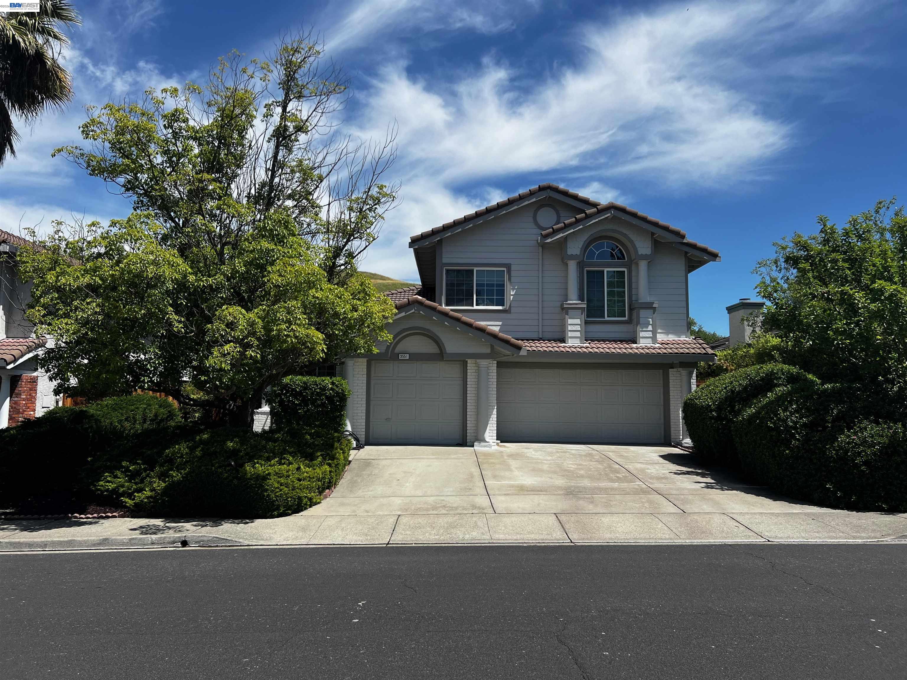 3551 Shadow Creek Dr