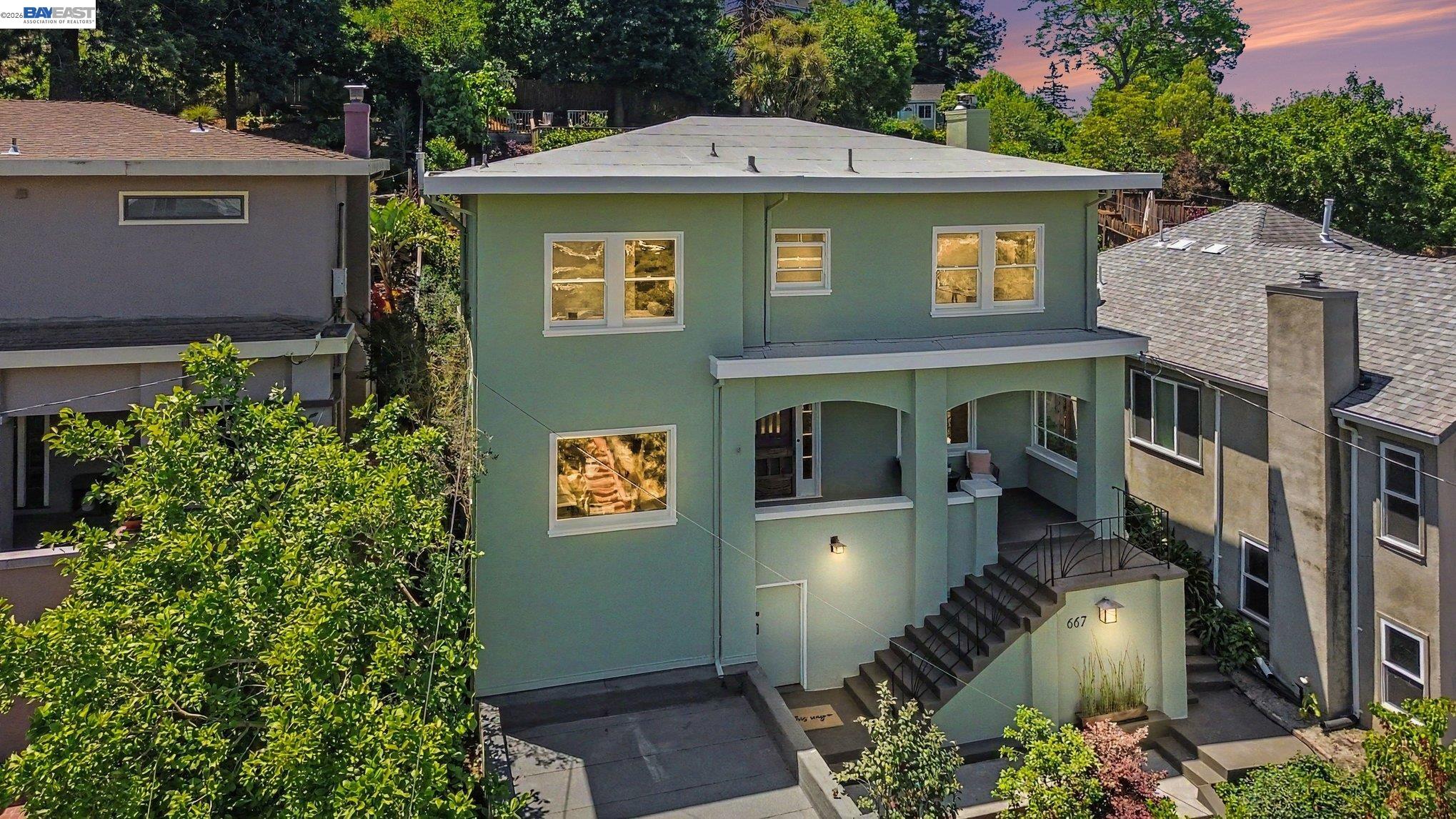 667 Rosal Ave