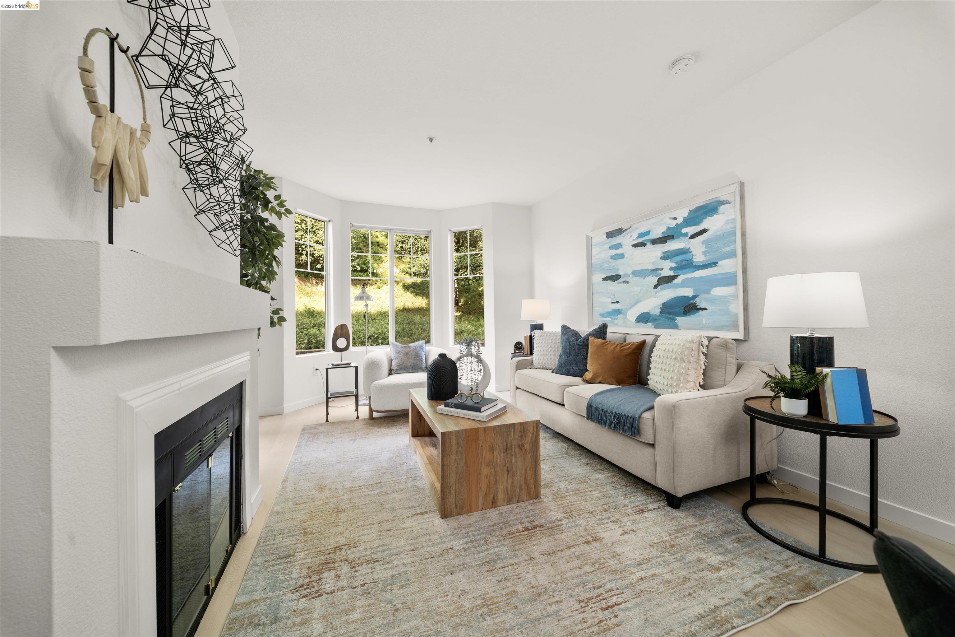 Photo #1: 41133777 Listing: Photo #1