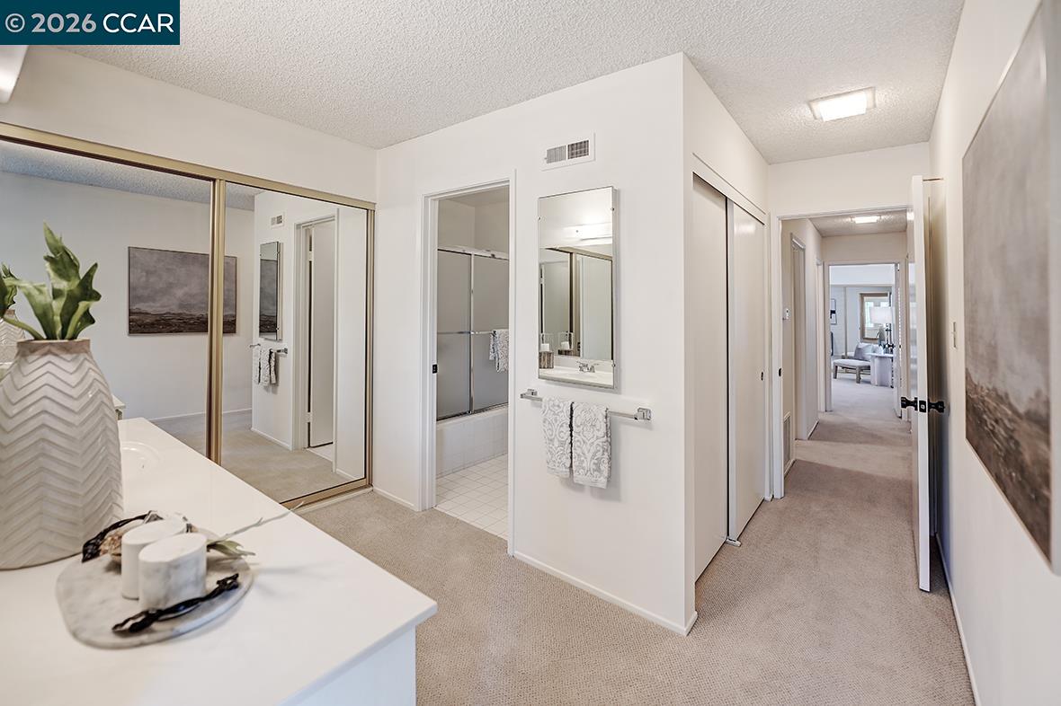 Photo #33: 41133780 Listing: Photo #33
