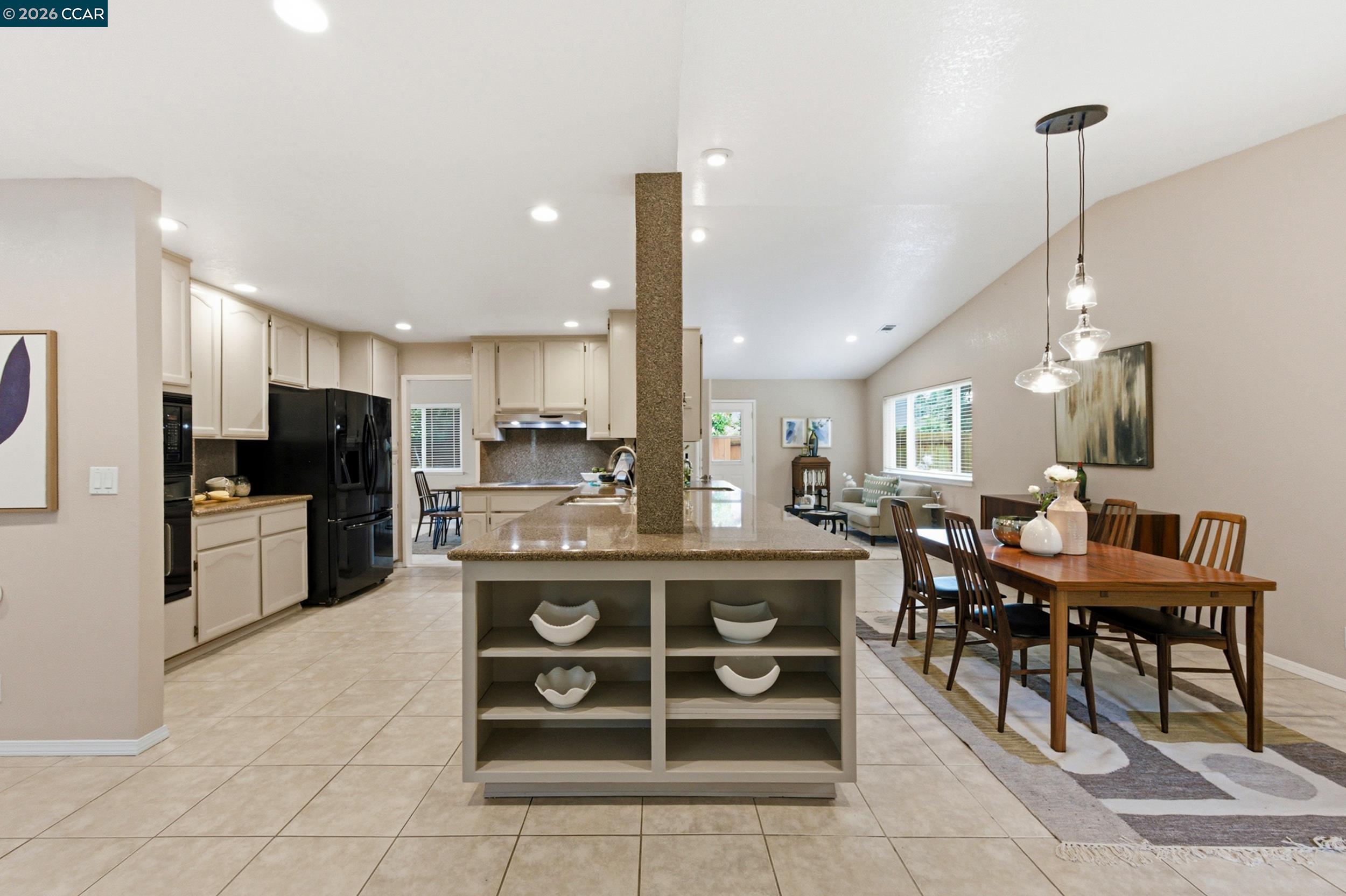 877 Dover Cir, Benicia, CA, 94510