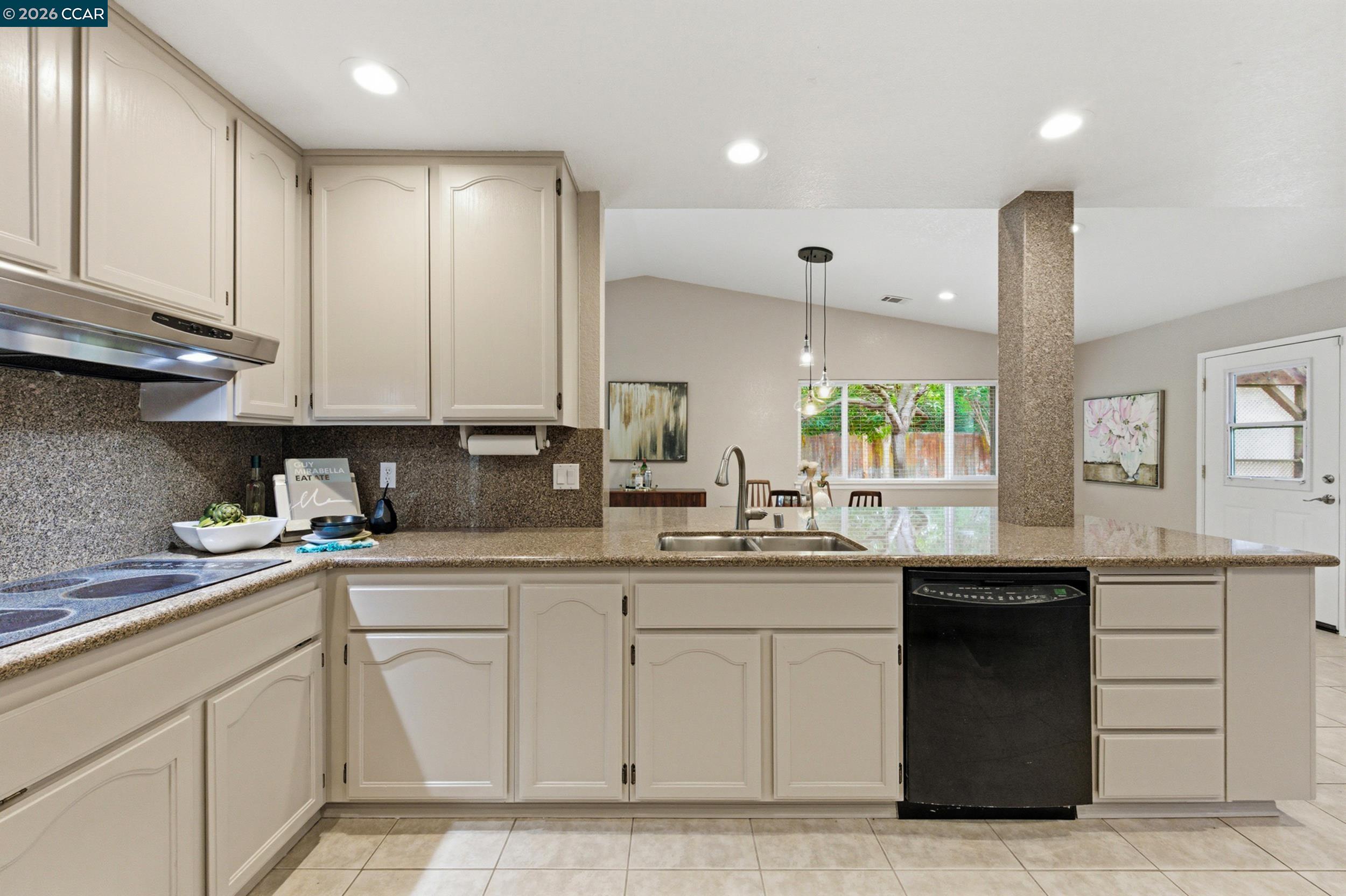 877 Dover Cir, Benicia, CA, 94510