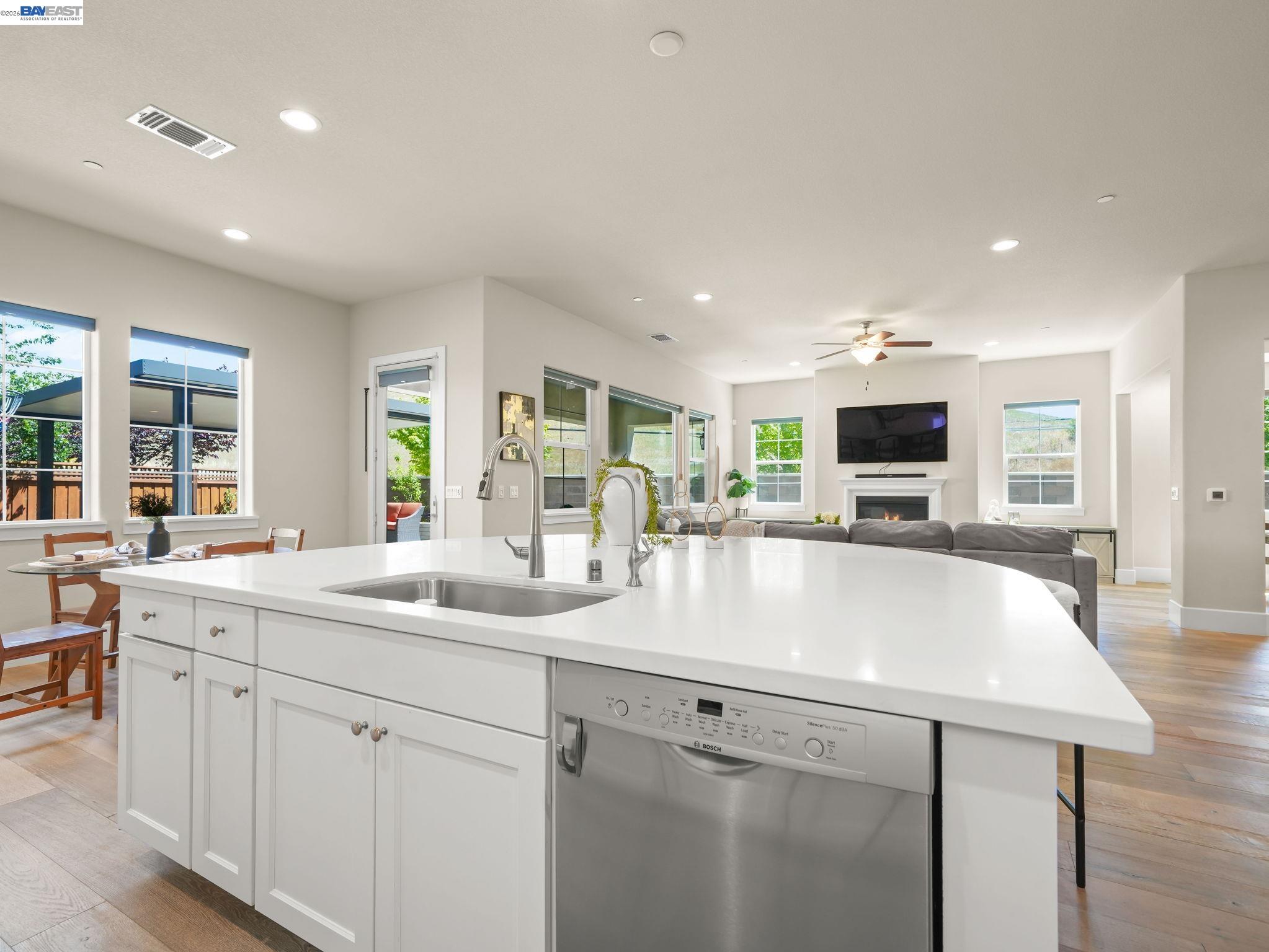 7200 Kylemore Court, Dublin CA 94568 — photo 9