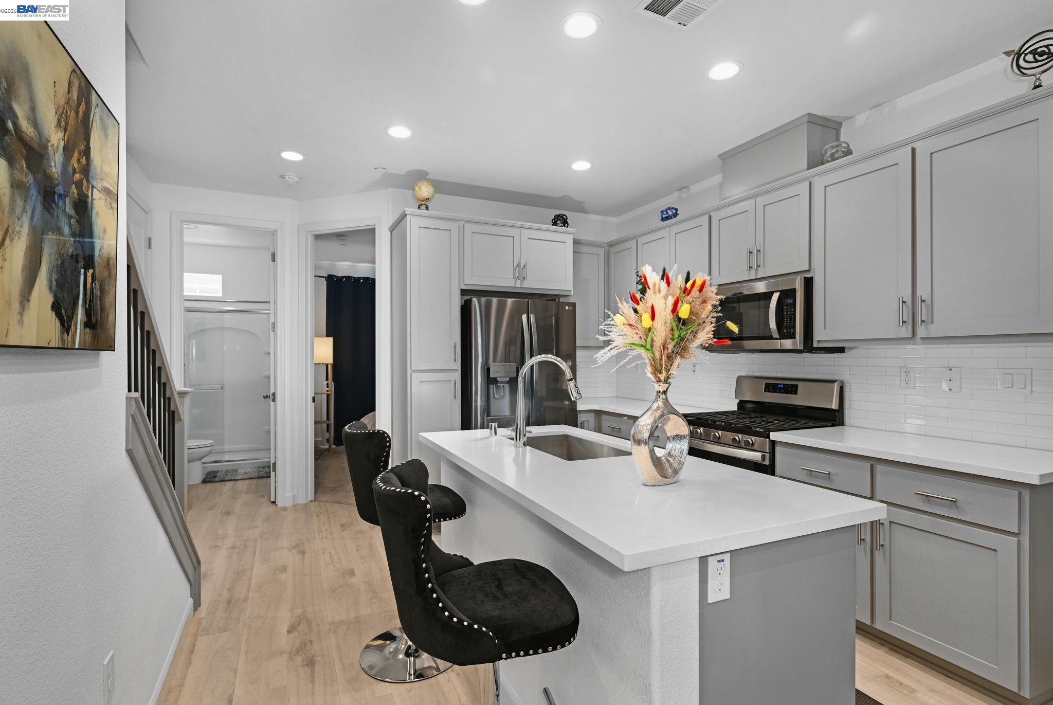 Photo #7: 41133801 Listing: Photo #7