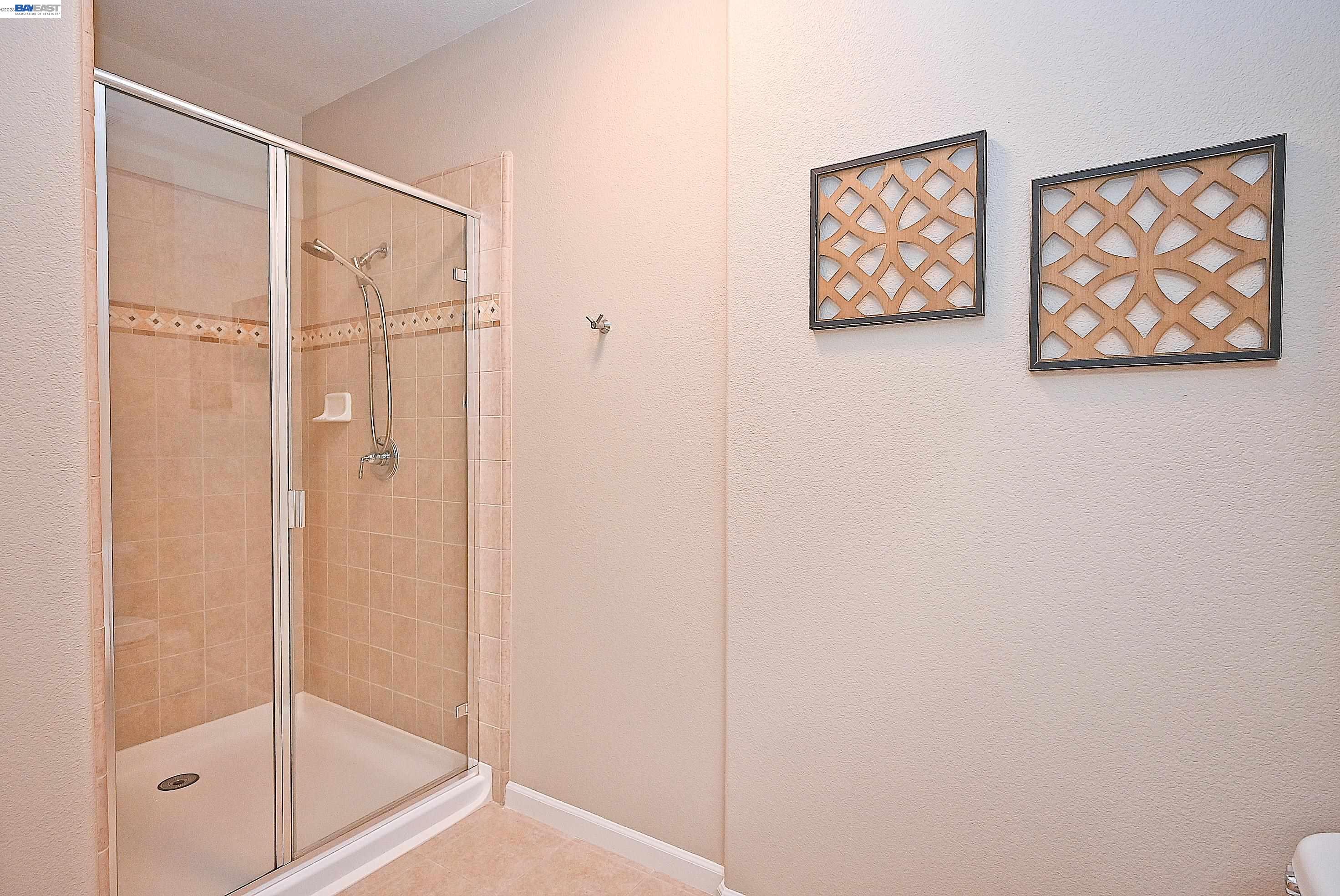 Photo #25: 41133803 Listing: Photo #25