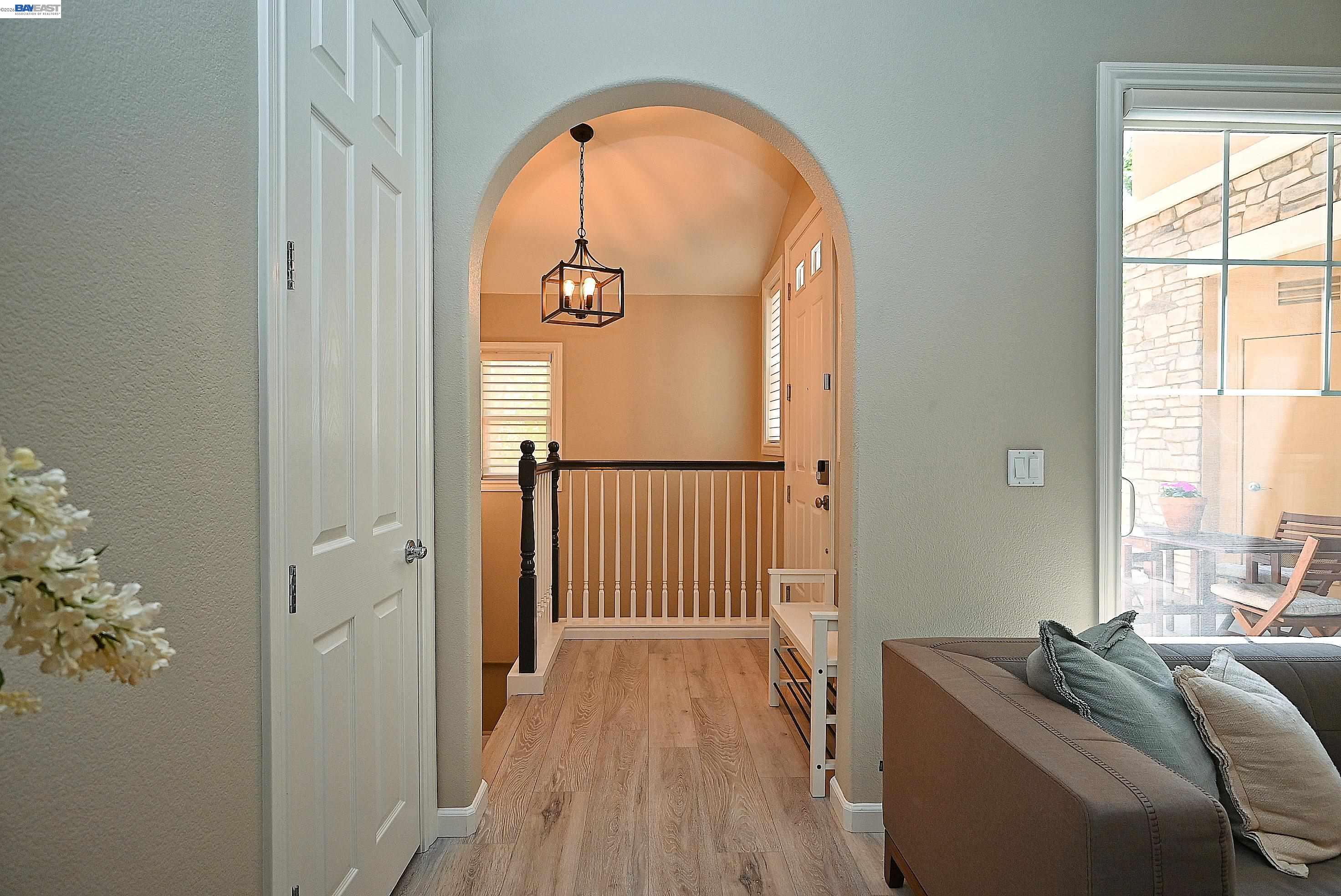 Photo #8: 41133803 Listing: Photo #8