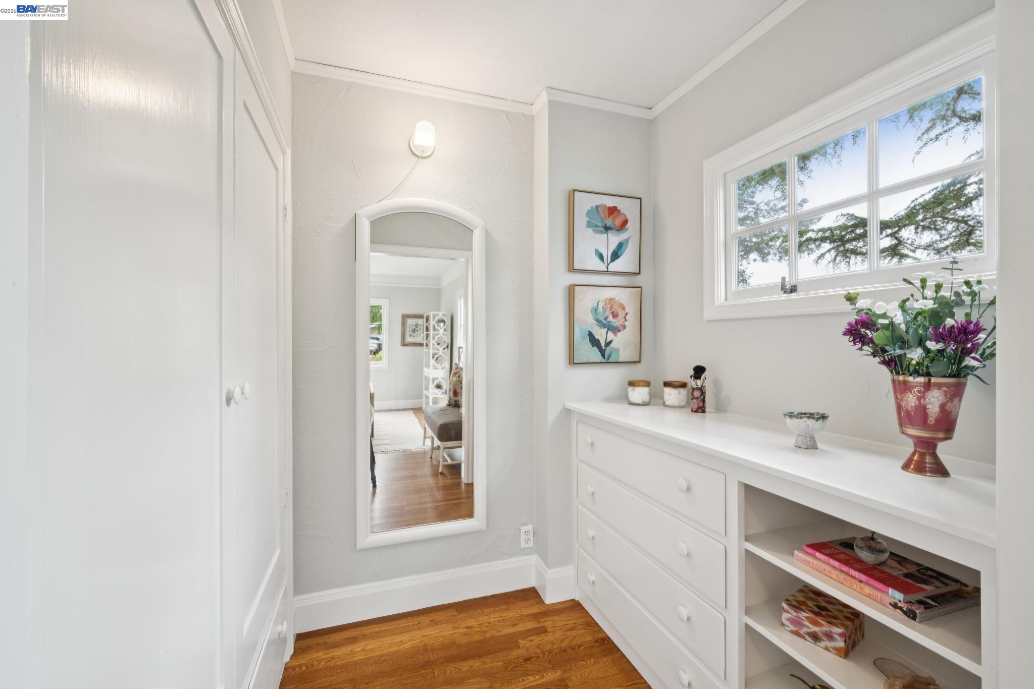 6968 THORNHILL DRIVE, Oakland, CA, 94611