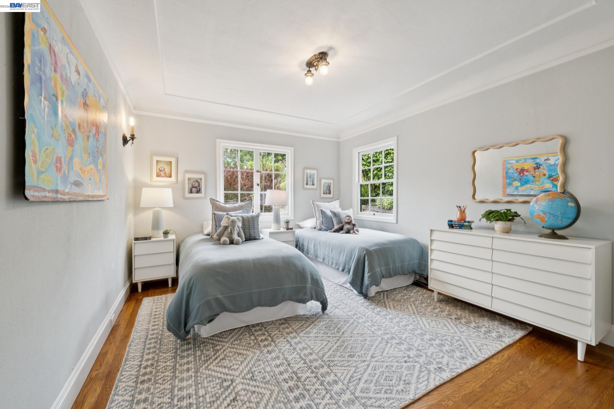 6968 THORNHILL DRIVE, Oakland, CA, 94611