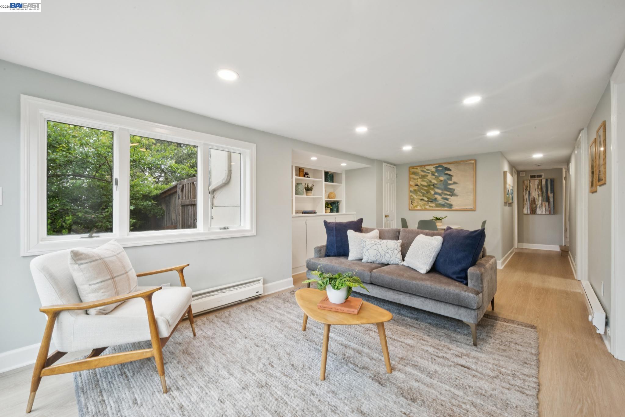 6968 THORNHILL DRIVE, Oakland, CA, 94611