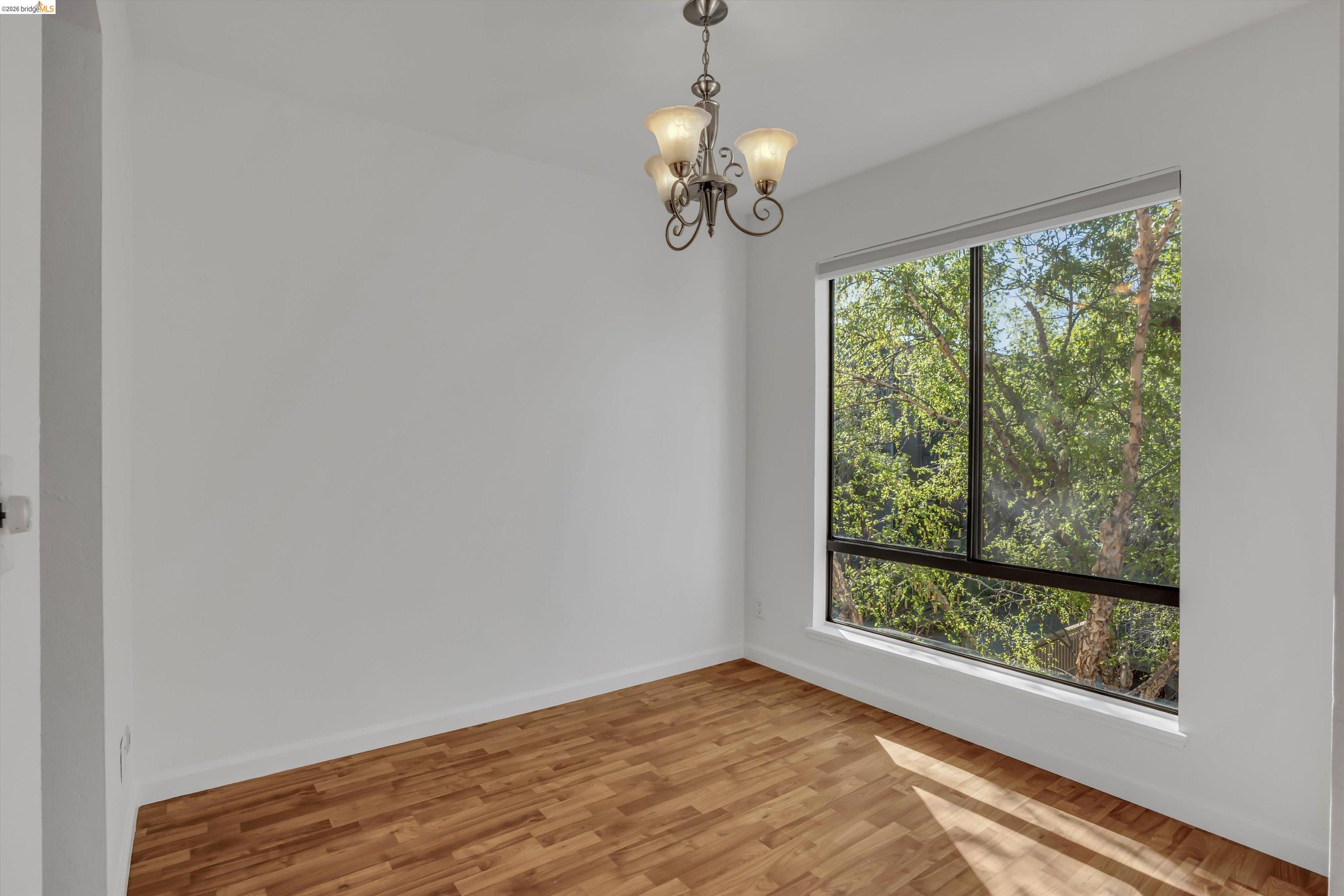 Photo #12: 41133820 Listing: Photo #12