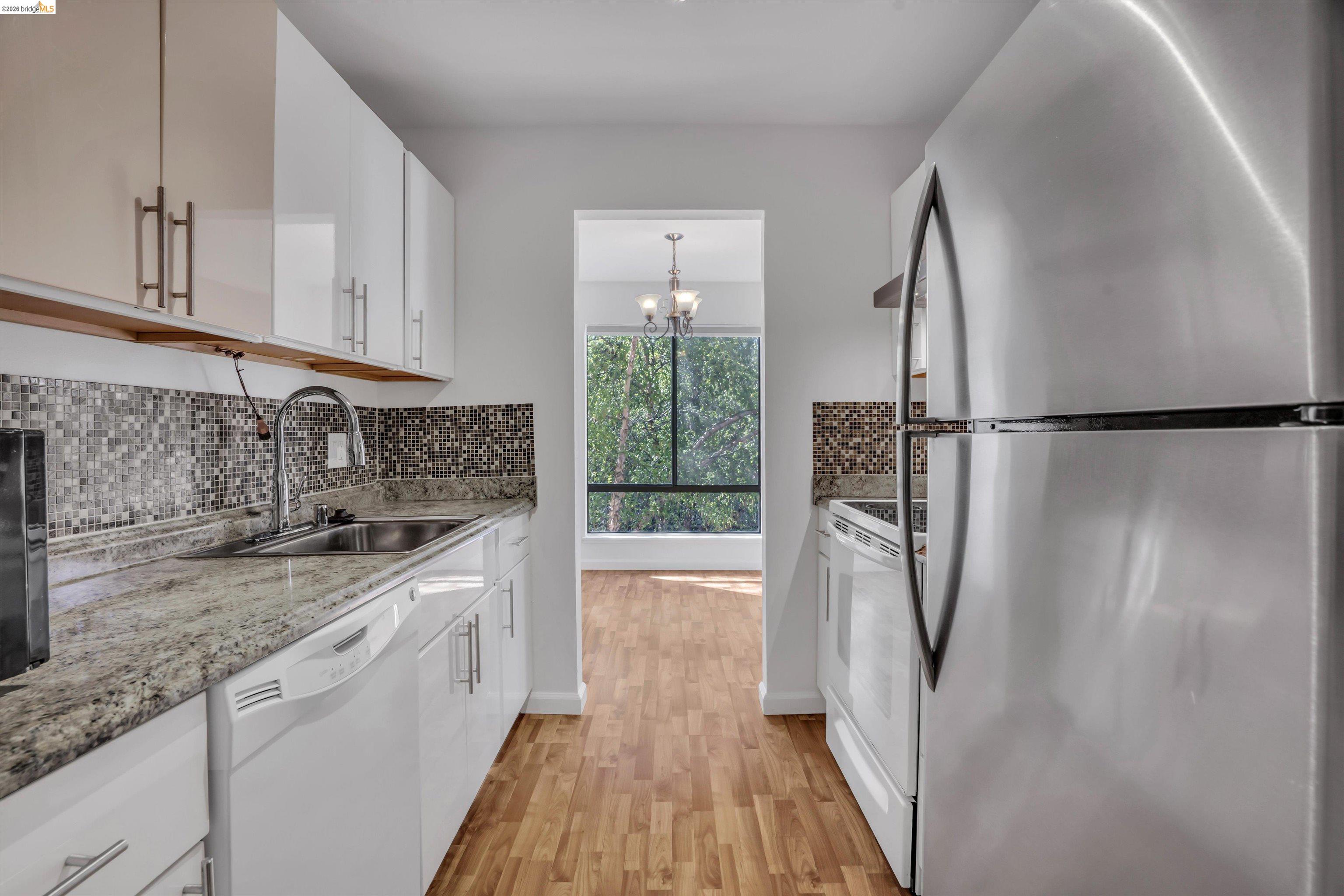 Photo #18: 41133820 Listing: Photo #18
