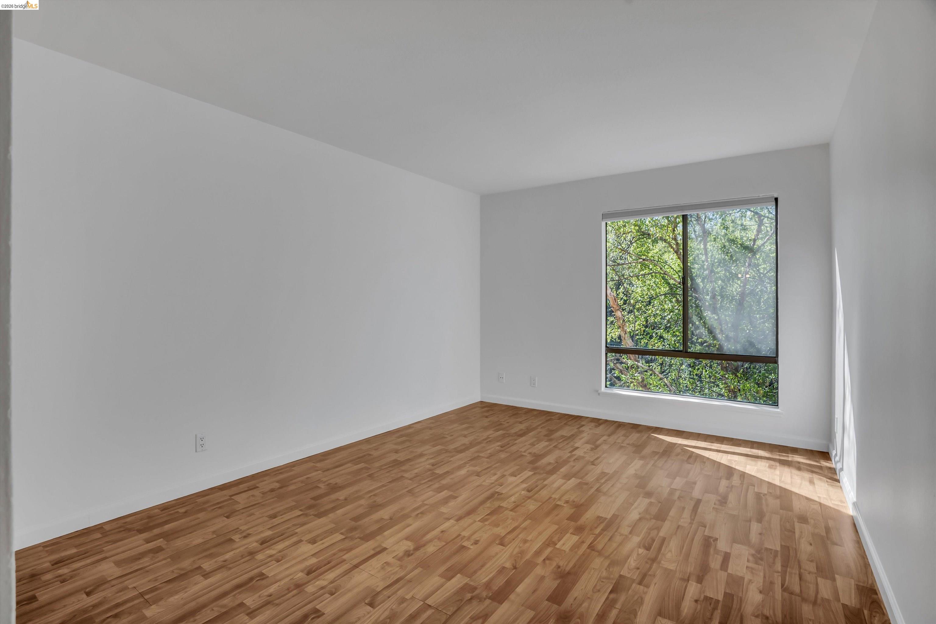 Photo #24: 41133820 Listing: Photo #24