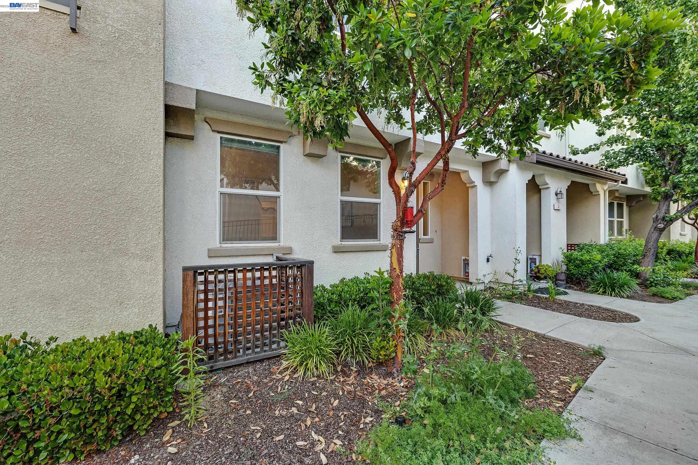 Photo #5: 41133821 Listing: Photo #5