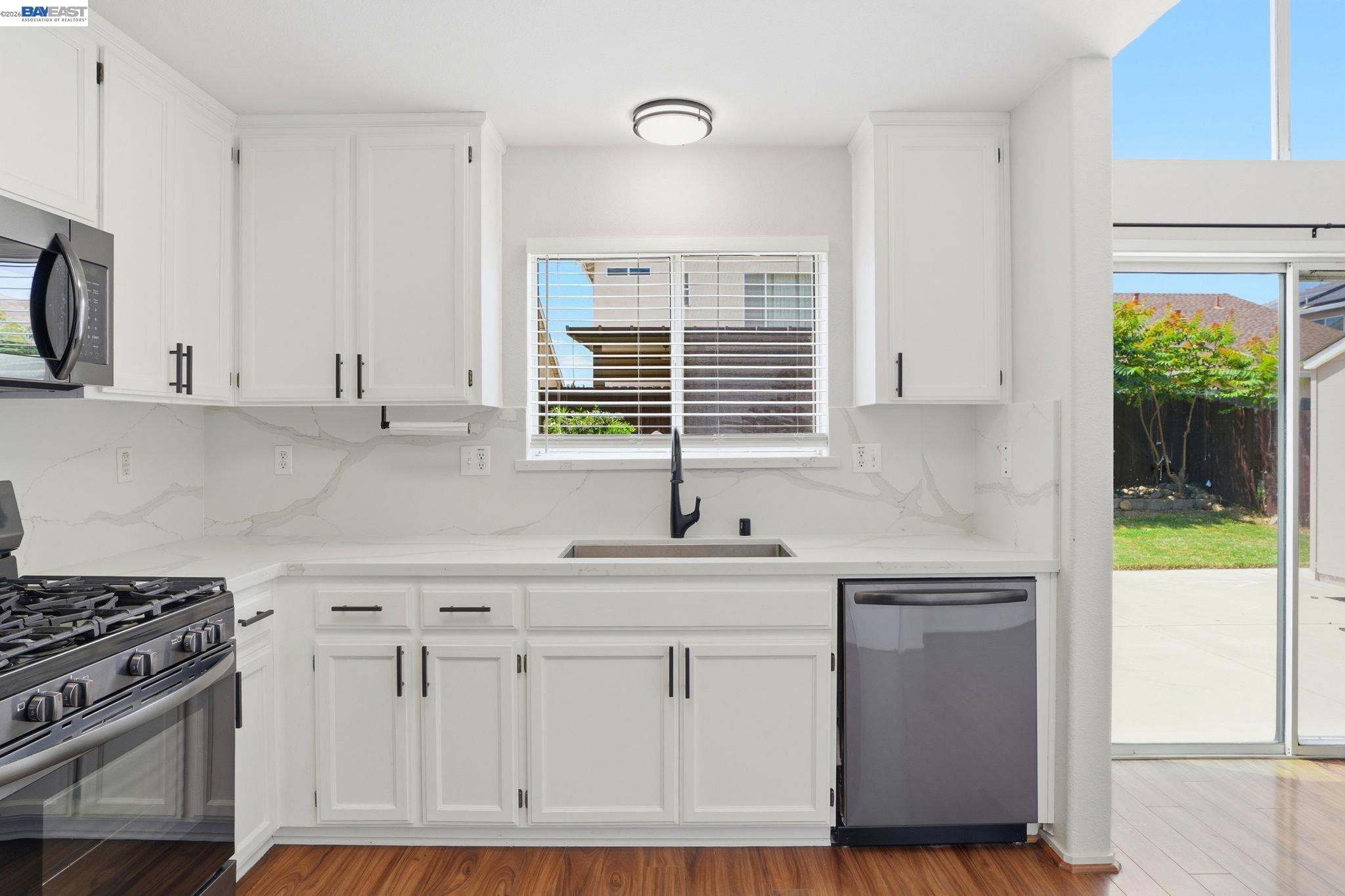 419 Pioneer Ave, Manteca CA 95336 — photo 11