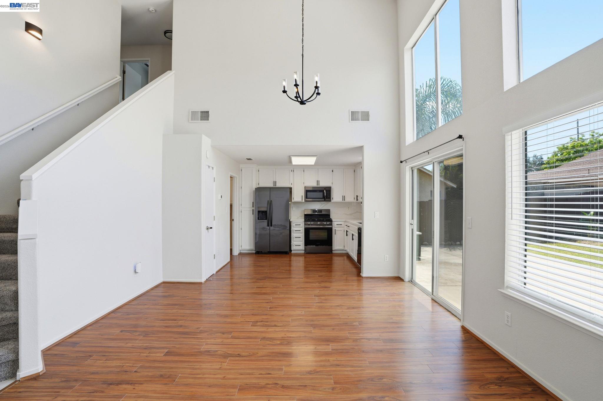 419 Pioneer Ave, Manteca CA 95336 — photo 12