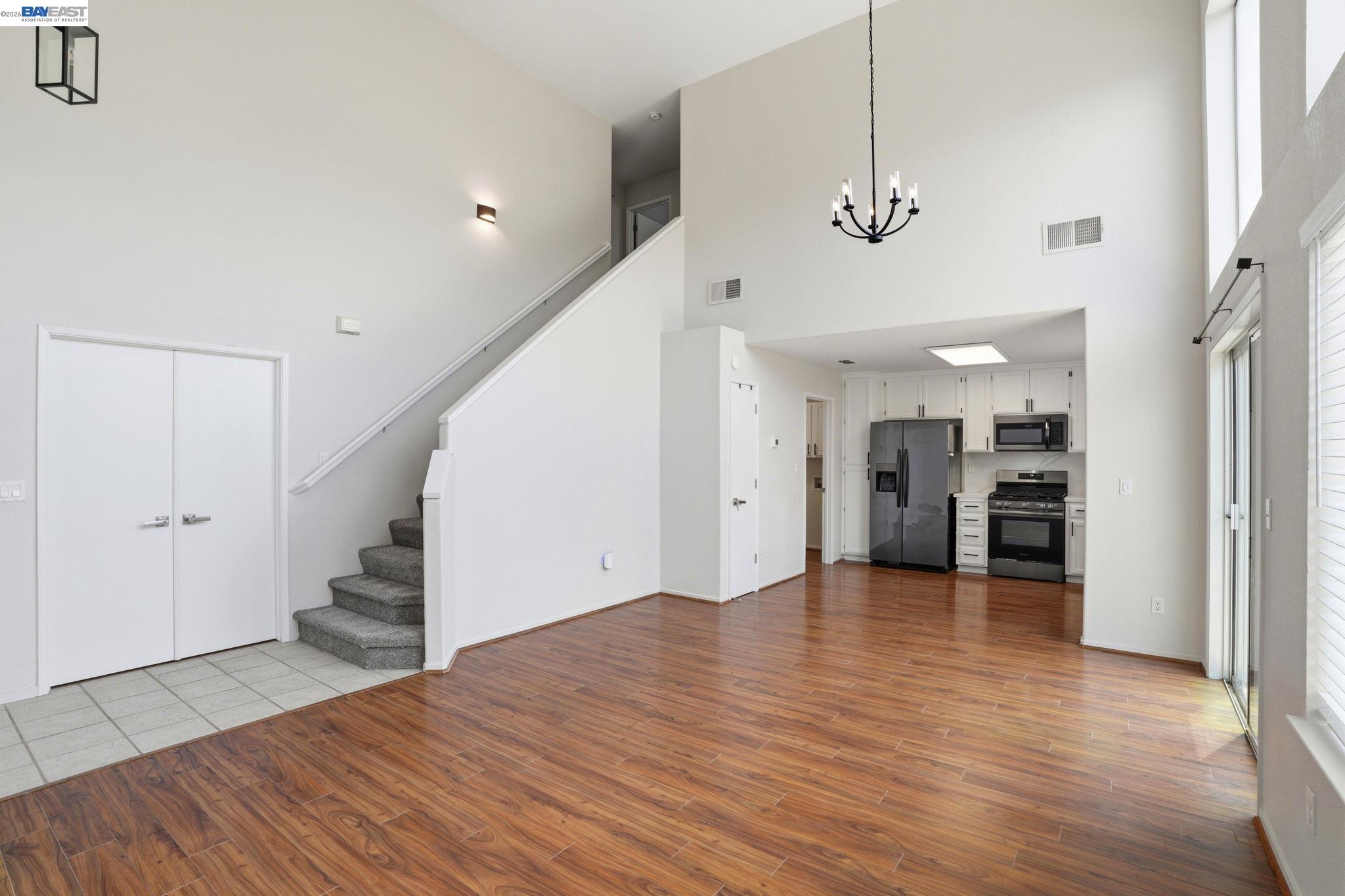 419 Pioneer Ave, Manteca CA 95336 — photo 16