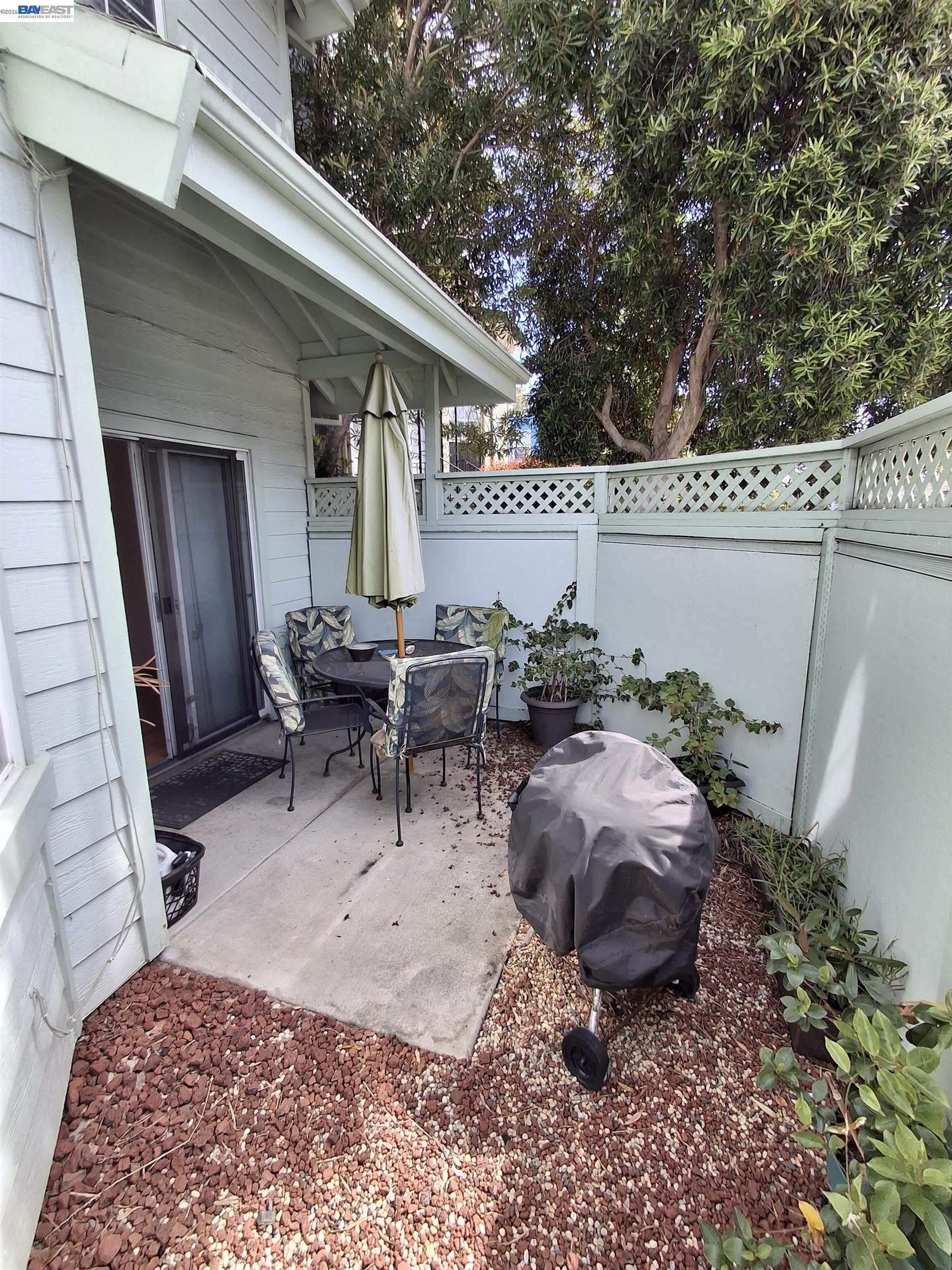 Photo #3: 41133844 Listing: Photo #3