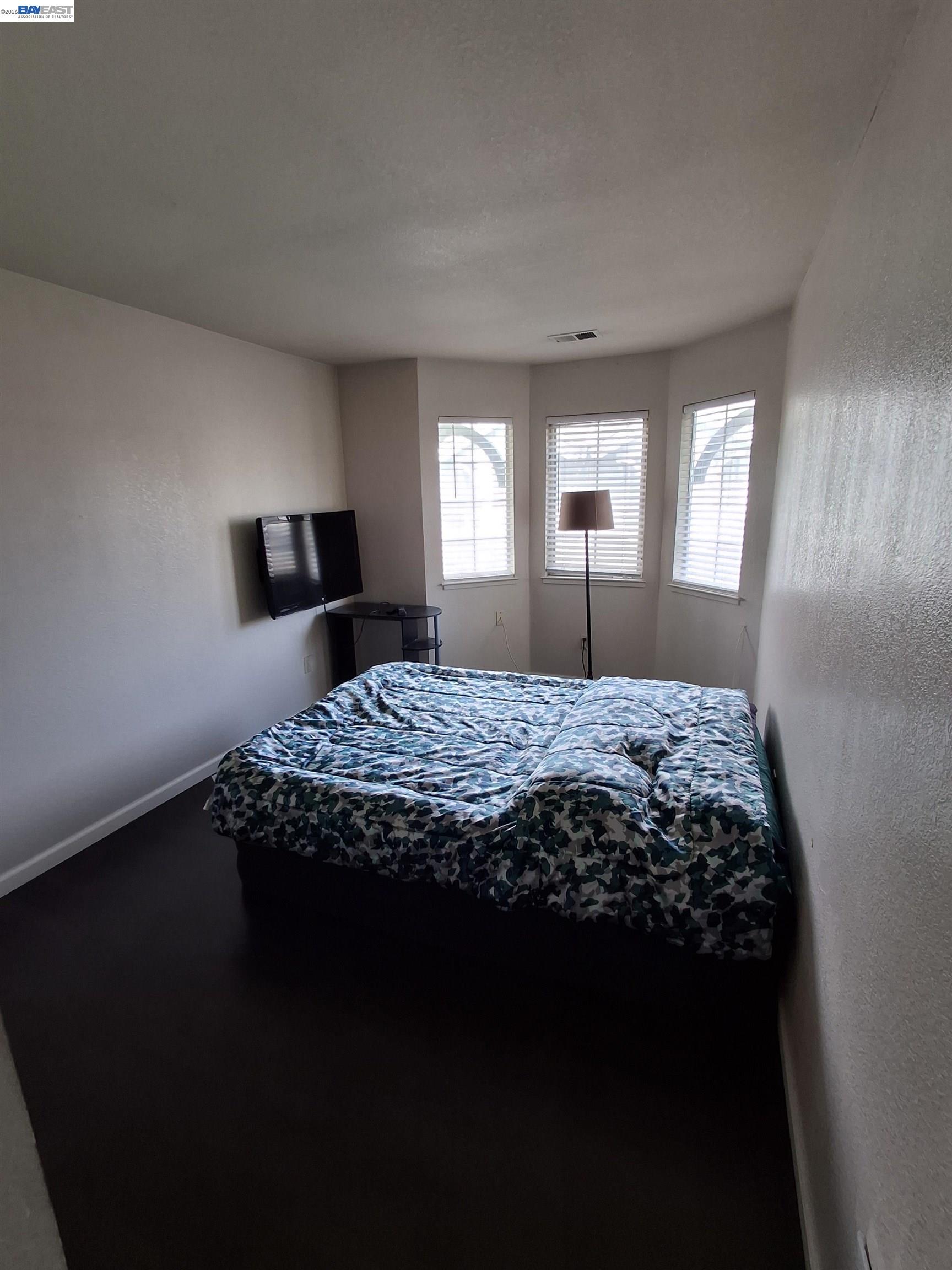 Photo #7: 41133844 Listing: Photo #7
