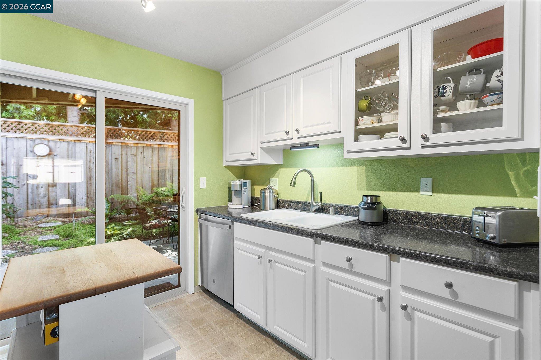 894 Lewelling Blvd UNIT 17, San Leandro, CA, 94579
