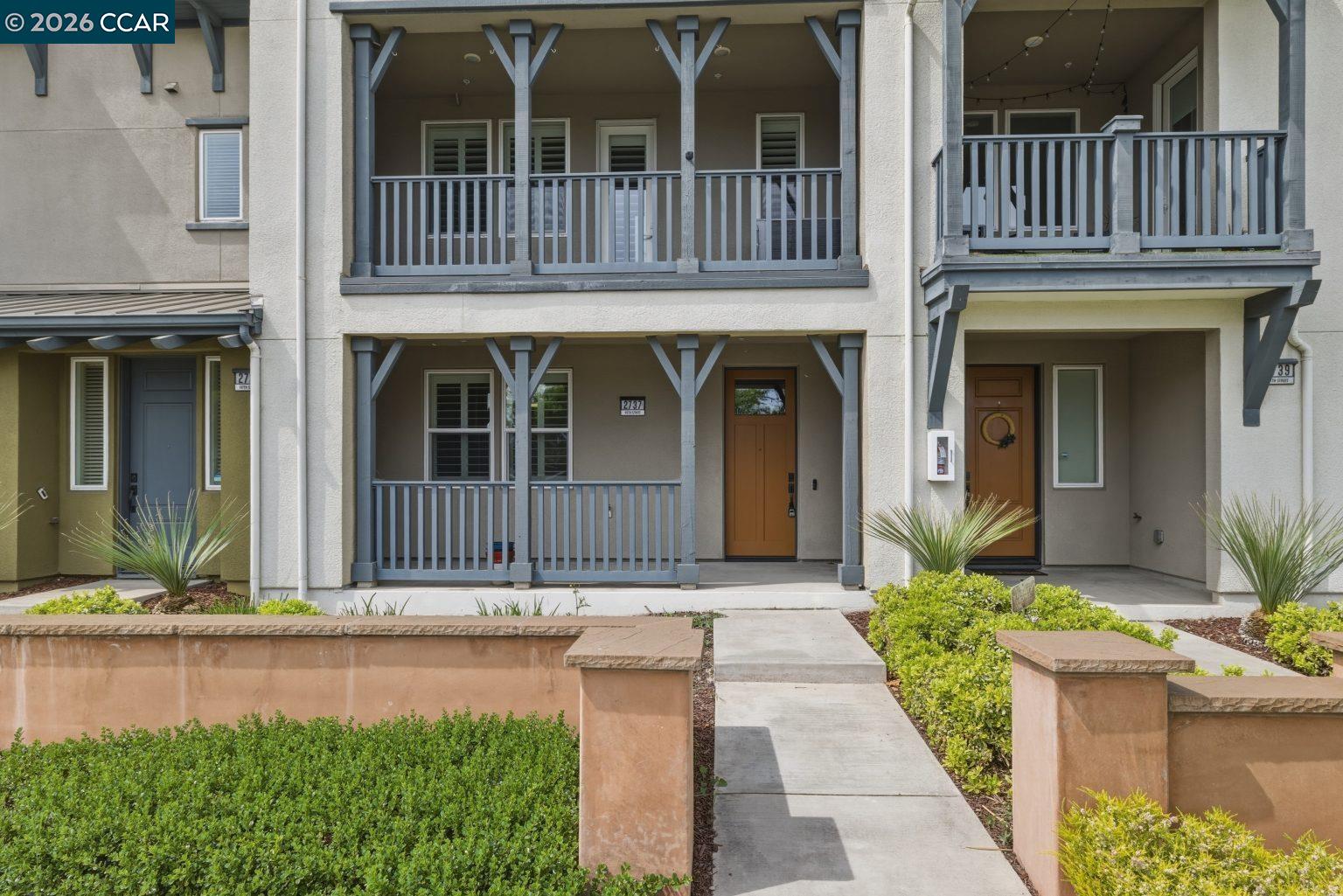2737 5th Street, Alameda, CA, 94501