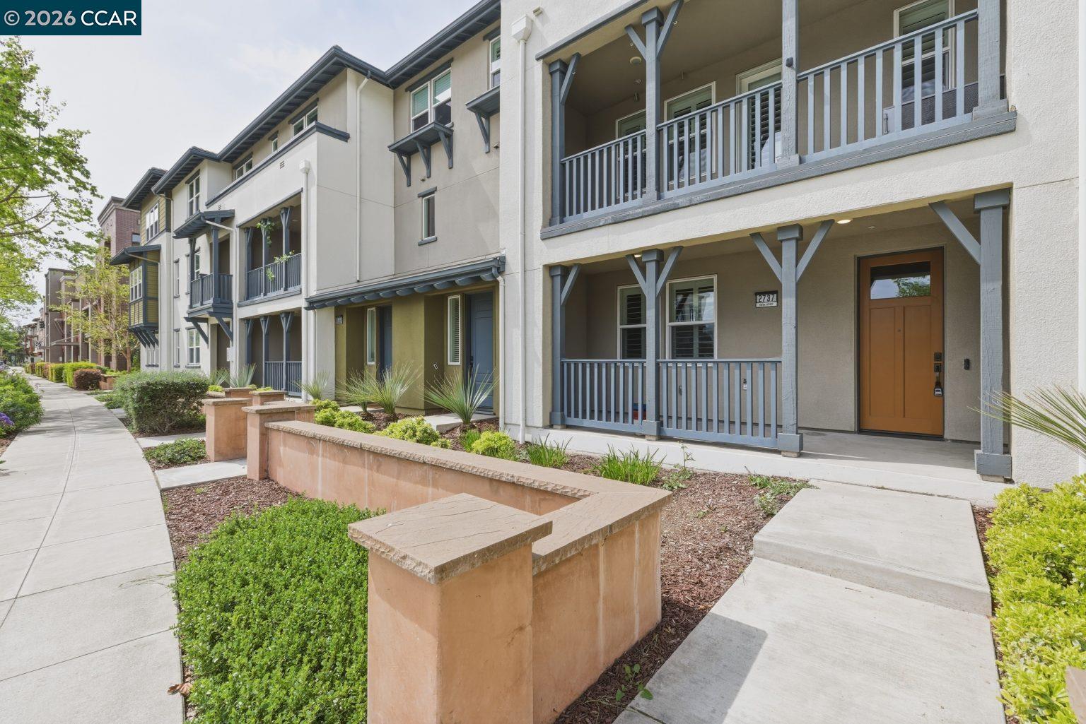 2737 5th Street, Alameda, CA, 94501
