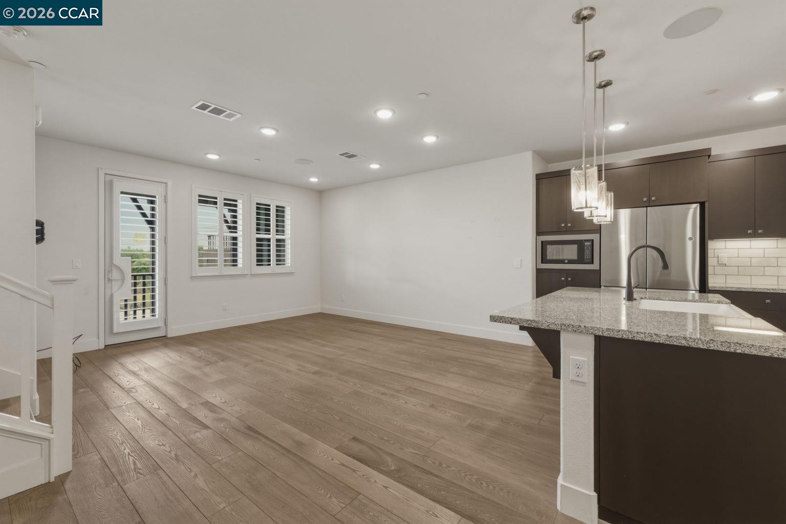 2737 5th Street, Alameda, CA, 94501