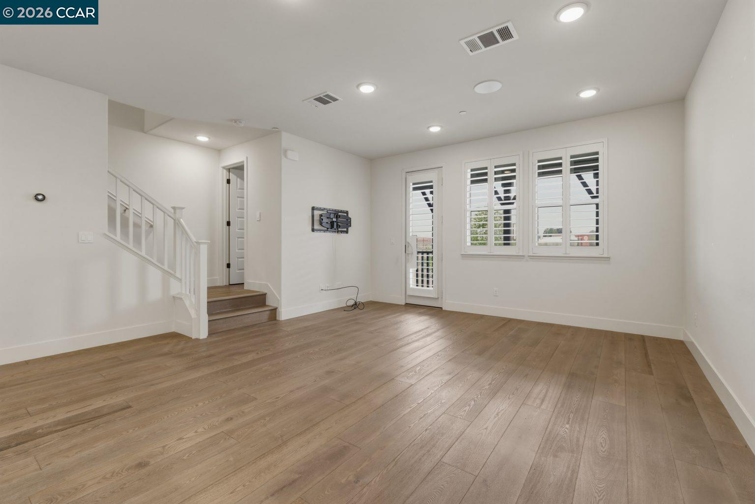 2737 5th Street, Alameda, CA, 94501
