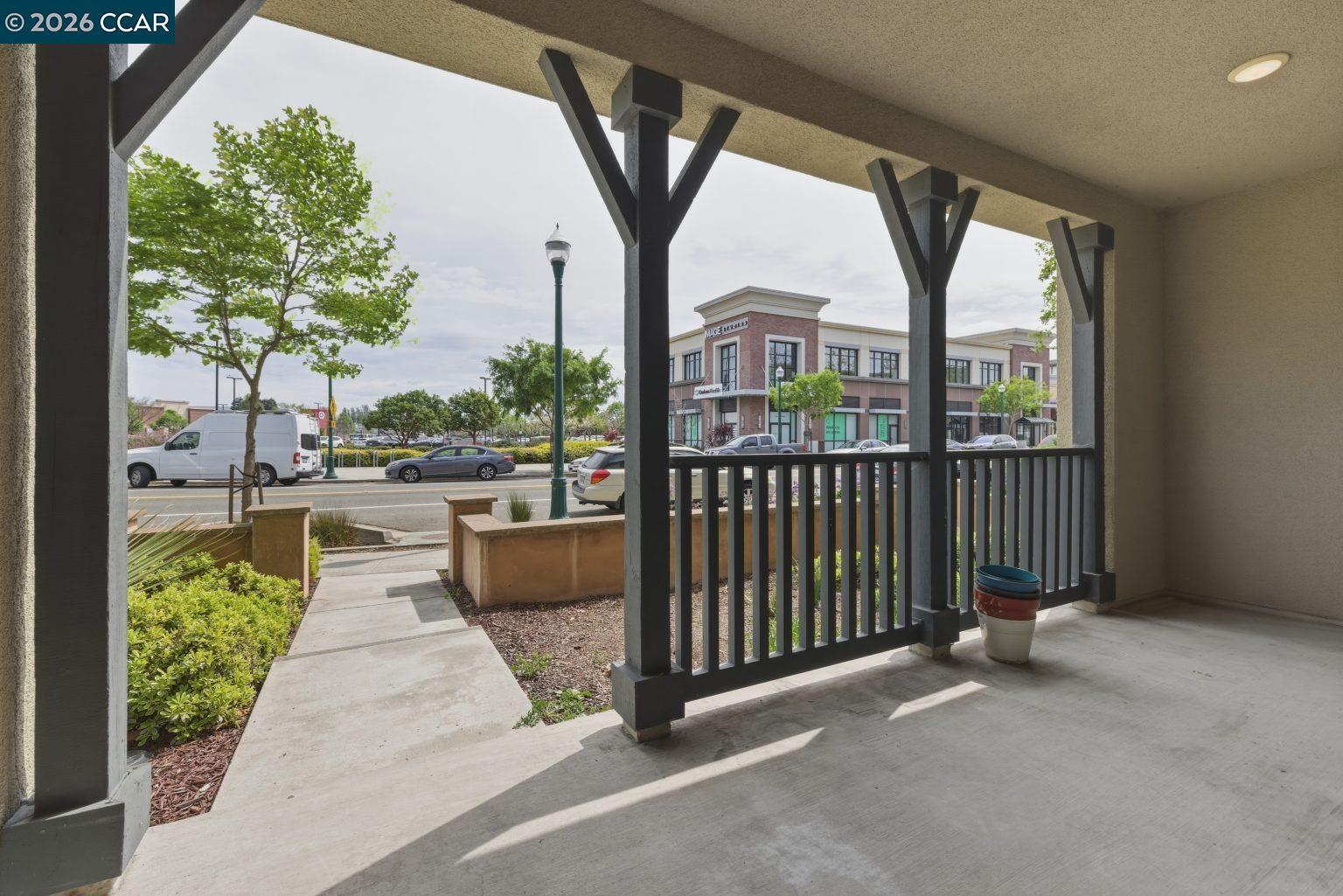 2737 5th Street, Alameda, CA, 94501