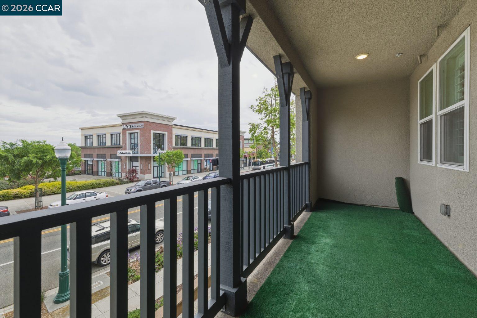 2737 5th Street, Alameda, CA, 94501