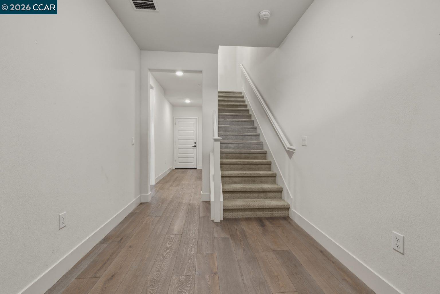 2737 5th Street, Alameda, CA, 94501