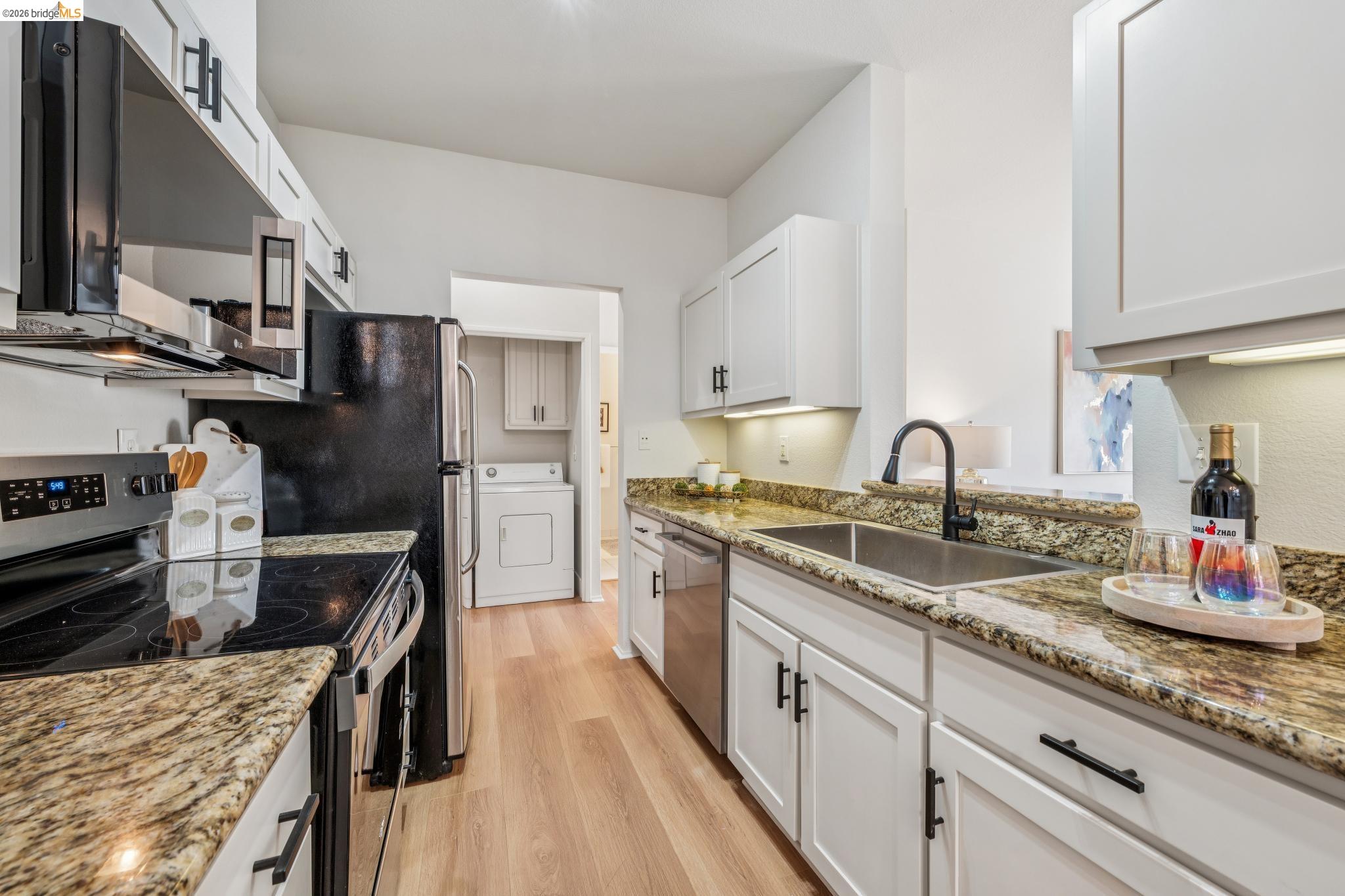 Photo #11: 41133869 Listing: Photo #11