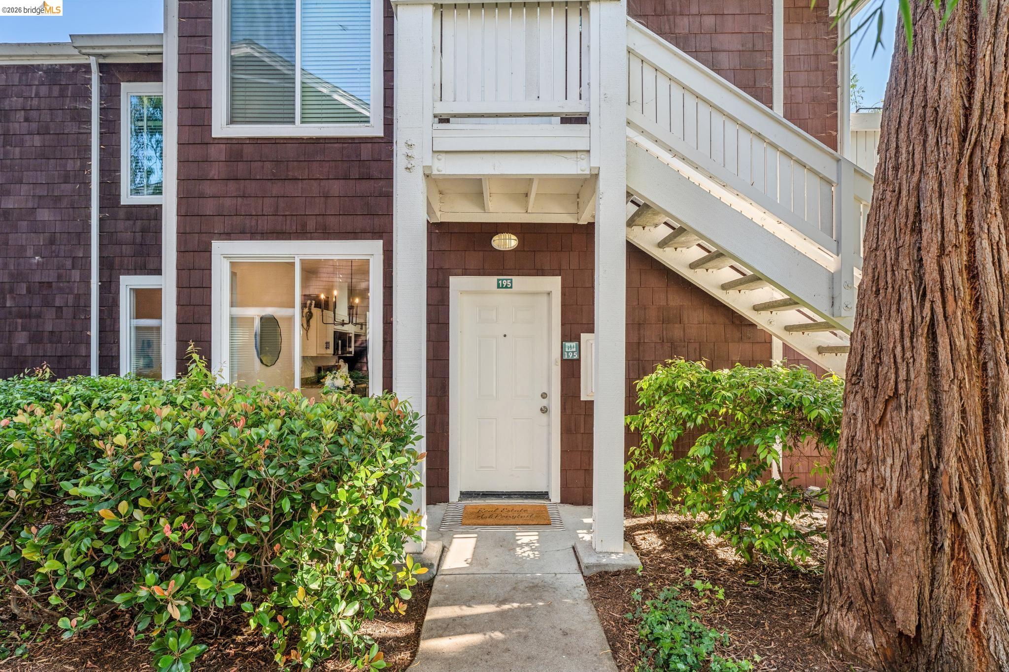 Photo #3: 41133869 Listing: Photo #3