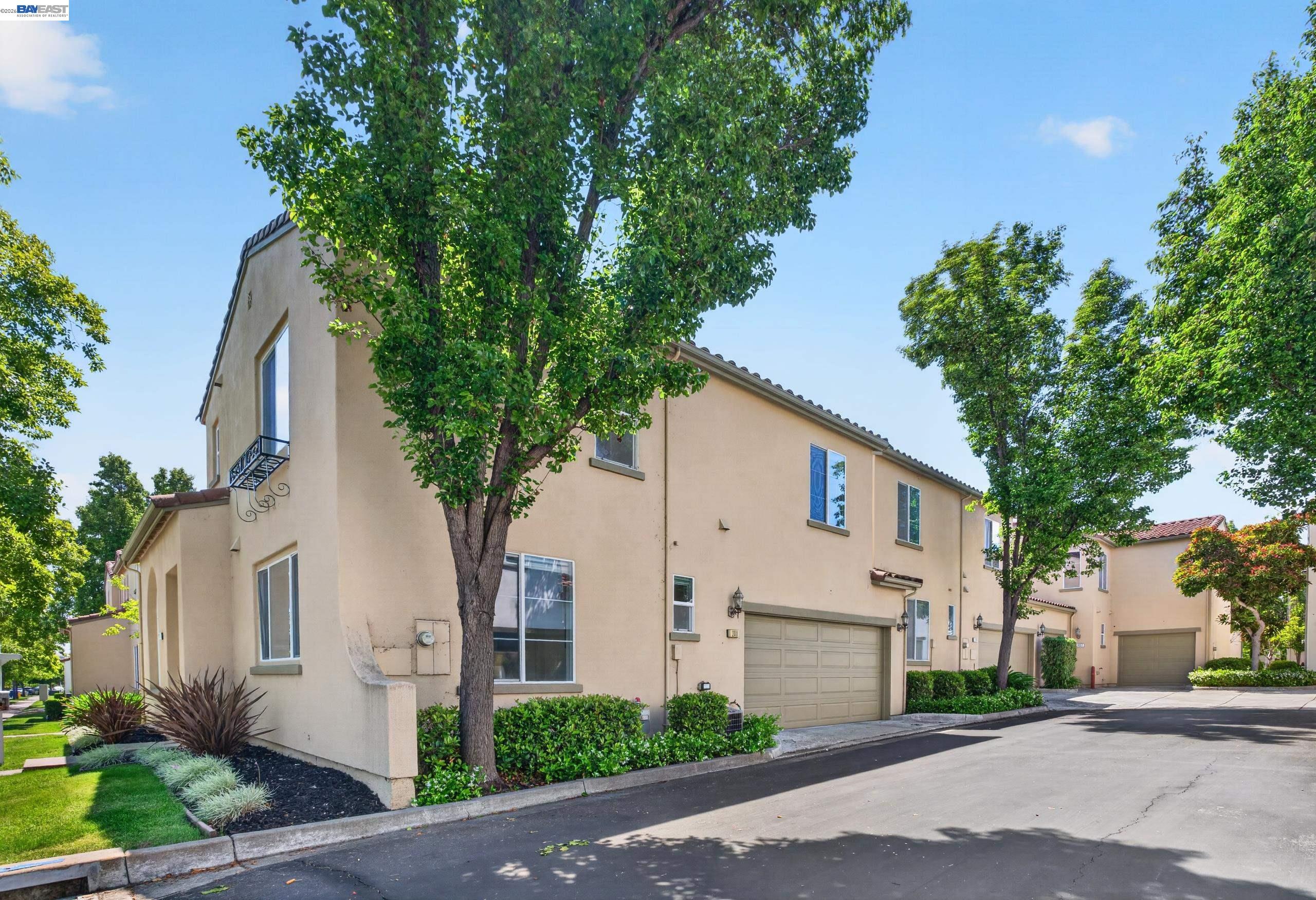 Photo #2: 41133878 Listing: Photo #2