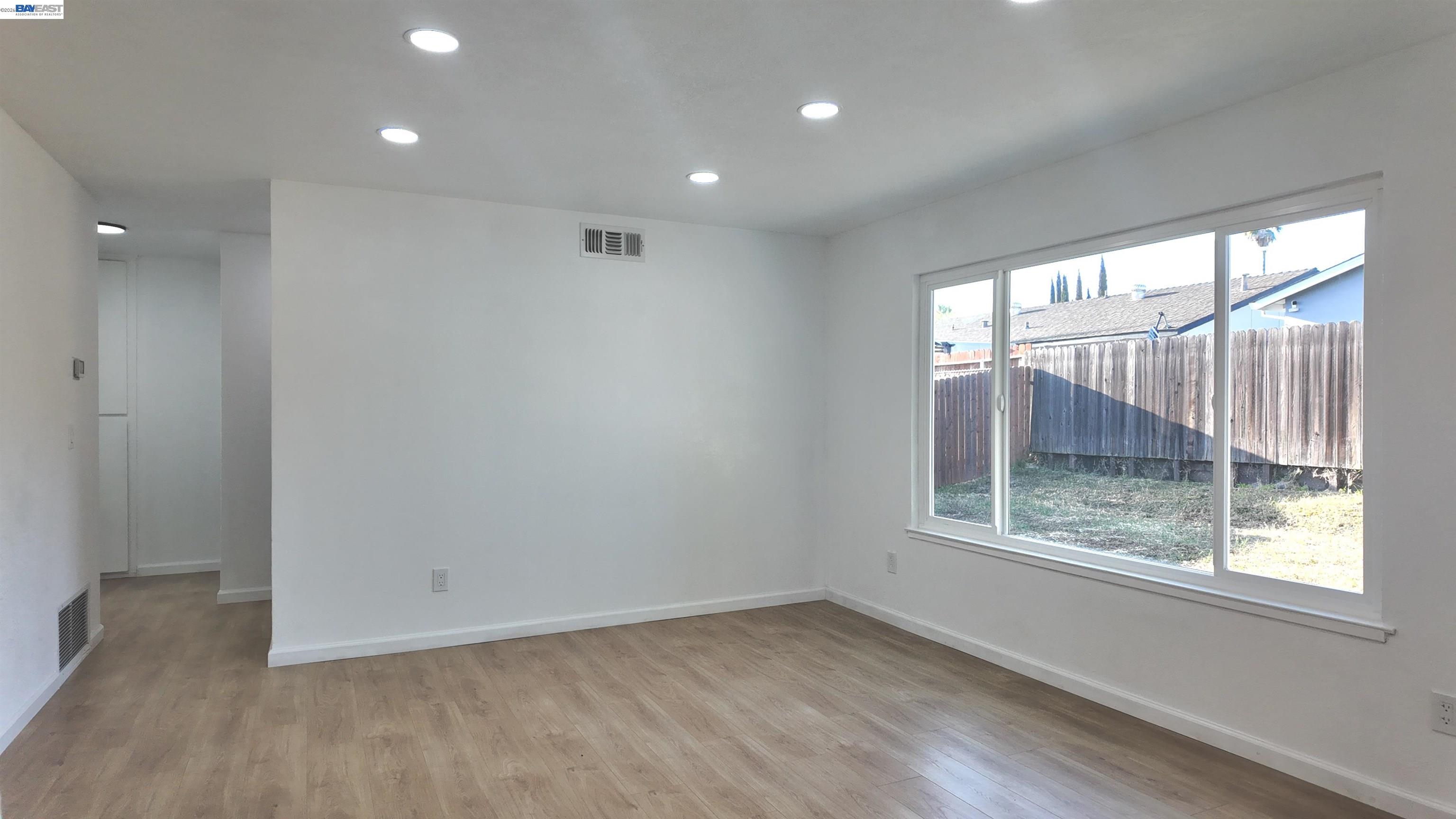 7340 Salazar Dr, North Highlands CA 95660 — photo 9