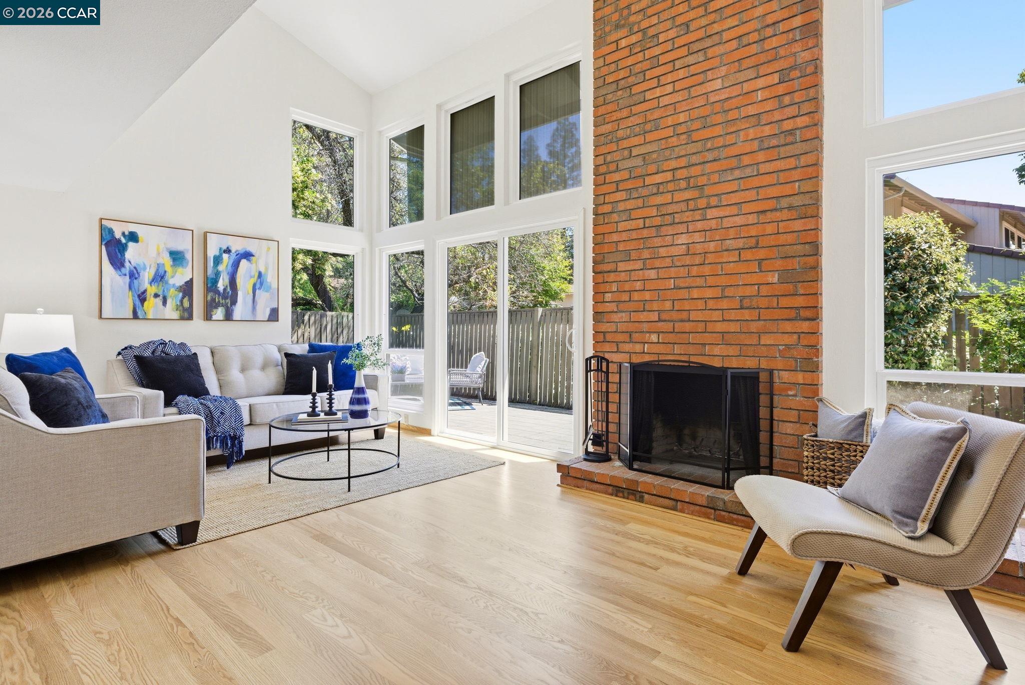 Photo #3: 41133899 Listing: Photo #3