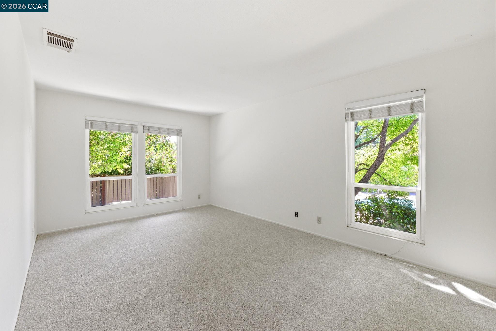 Photo #9: 41133899 Listing: Photo #9