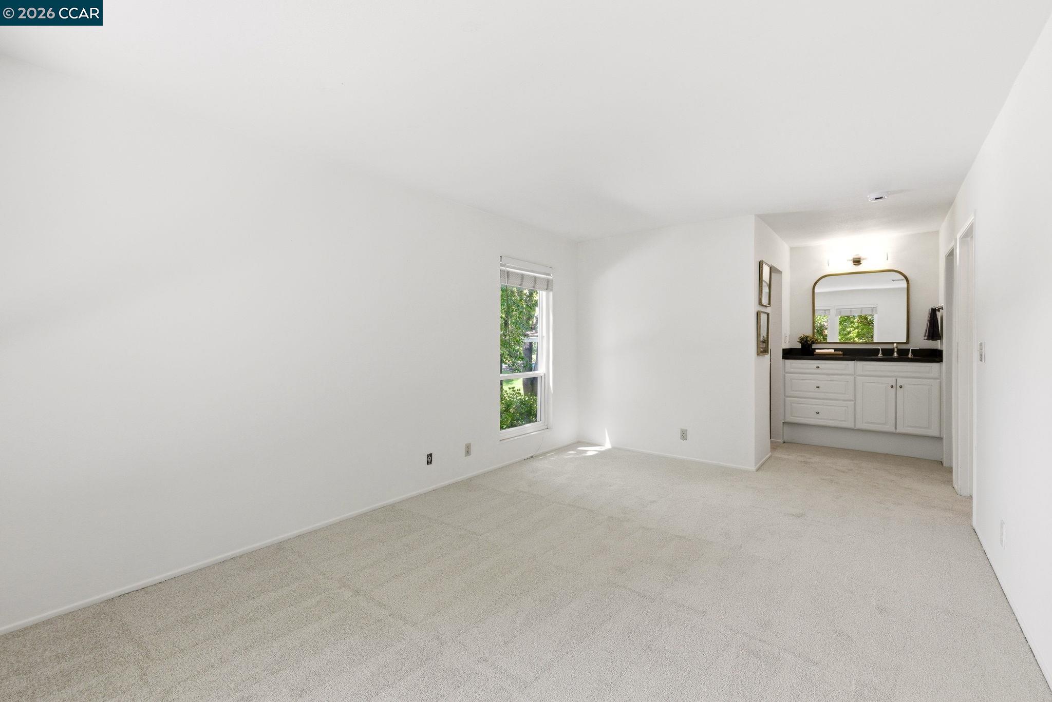 Photo #10: 41133899 Listing: Photo #10