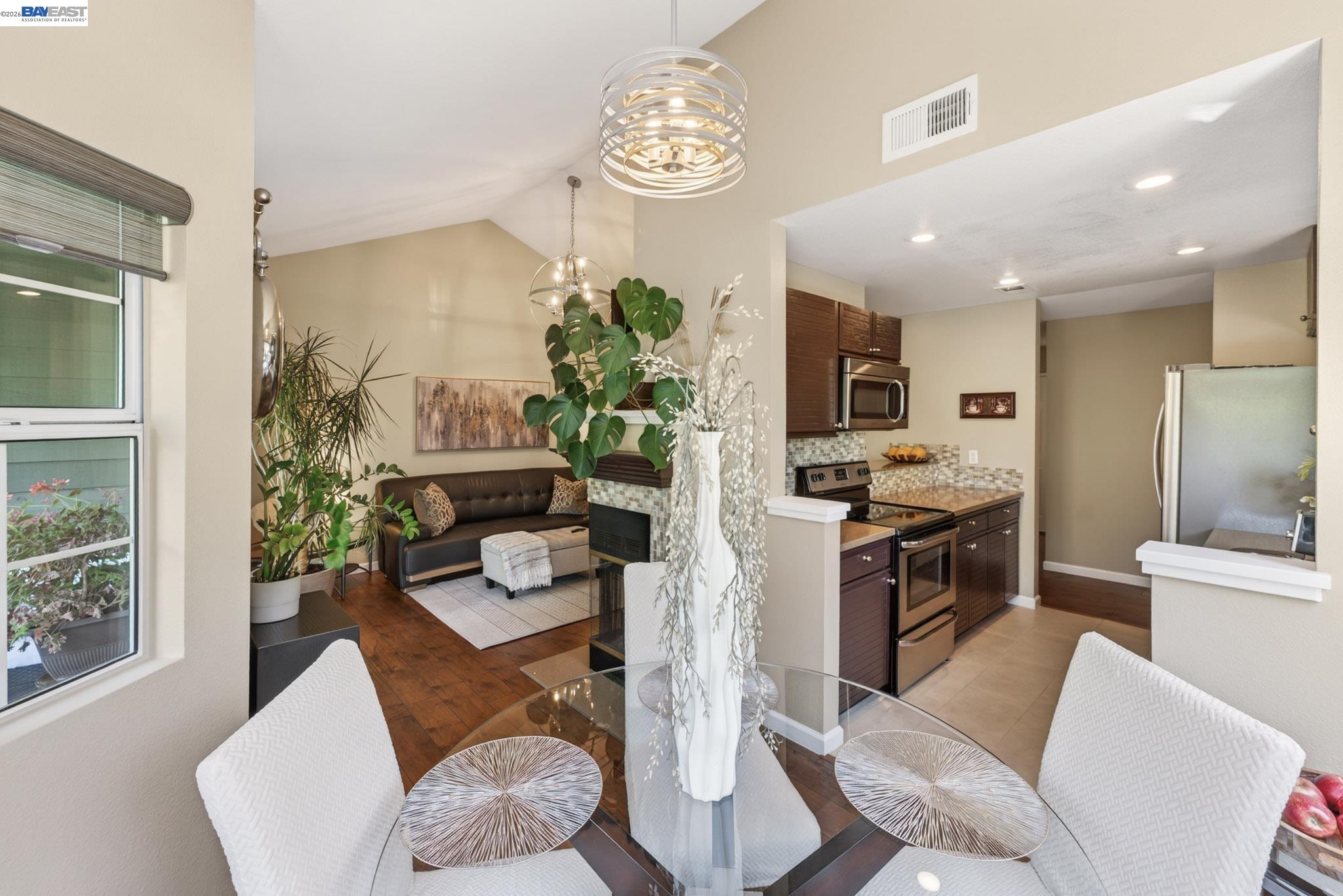 Photo #12: 41133901 Listing: Photo #12