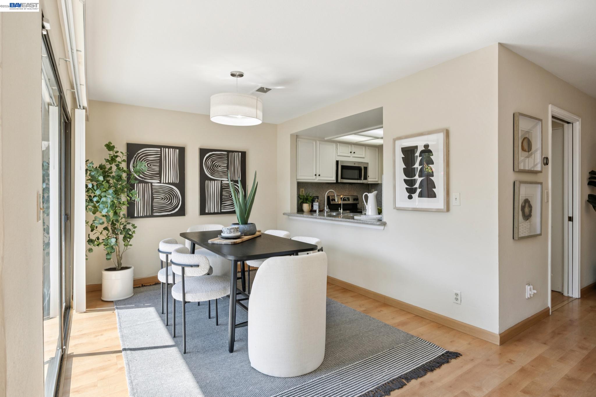 Photo #11: 41133907 Listing: Photo #11