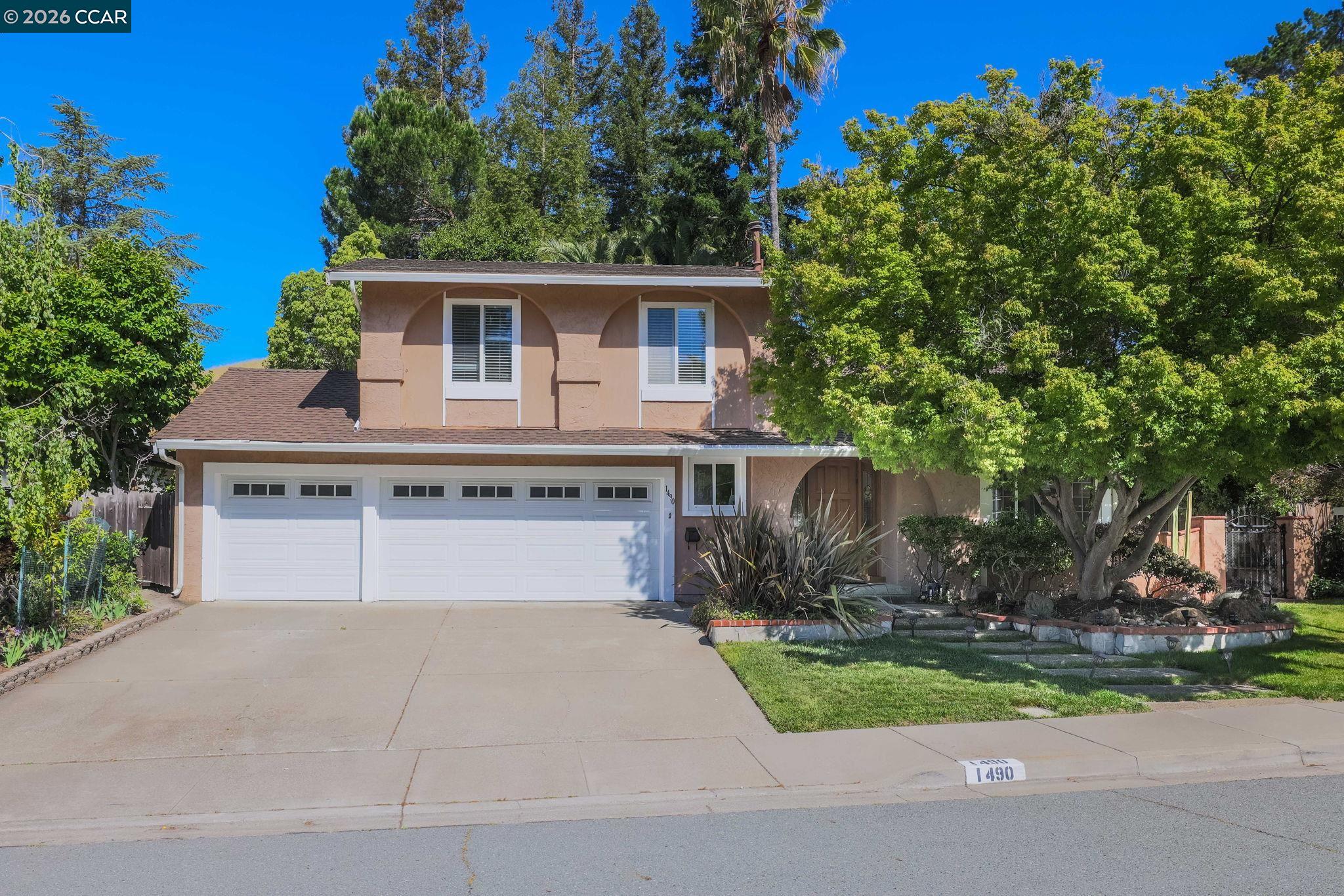 1490 Whiteciff Way