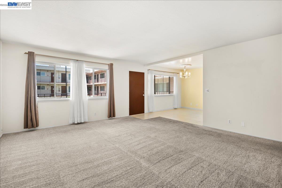 Photo #12: 41133922 Listing: Photo #12