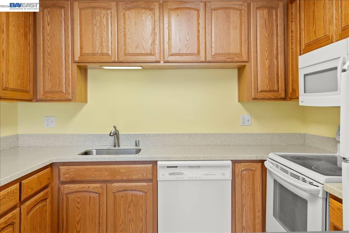 Photo #16: 41133922 Listing: Photo #16